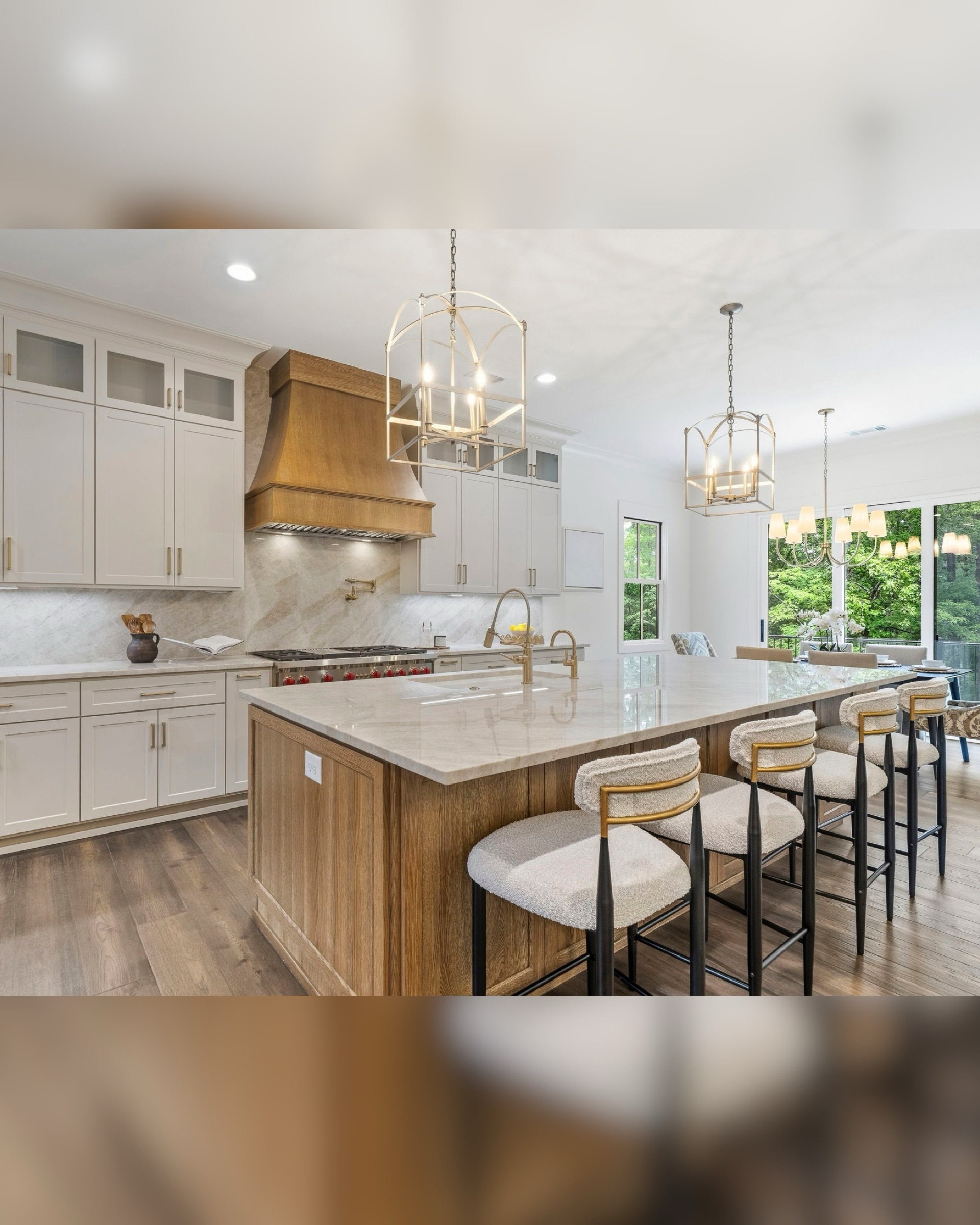 đ˝ď¸ The heart of the home, built without compromise.
This kitchen brings together everything you want in a luxury home: fully custom-built cabinetry, high-end built-in appliances, and an oversized island designed for both everyday living and entertaining.
Every element was thoughtfully selected and crafted for this specific home, creating a space that is as functional as it is beautiful.
And the best part? This home is currently for sale and available for showings. Come see the craftsmanship, finishes, and attention to detail for yourselfâand imagine what life in Reynolds Lake Oconee could look like from here. đĄâ¨
đŠ Reach out to @jennifervaughanrealtor to schedule a showing.
#ReynoldsLakeOconee #LakeOconeeHomesForSale #LakeOconeeLiving #LuxuryKitchen #RightAngleConstruction