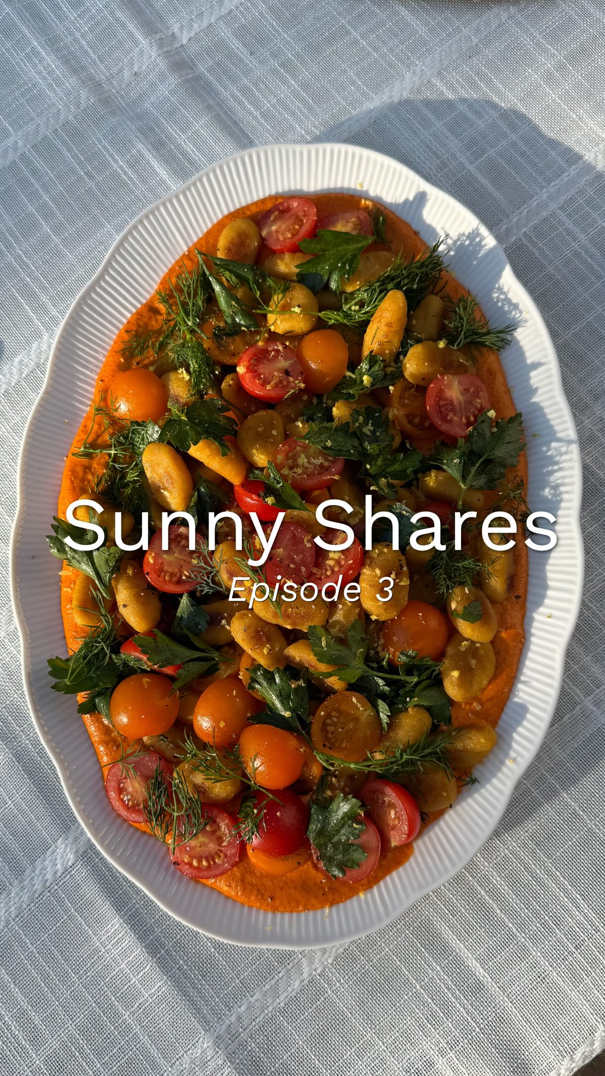 Creamy romesco, golden pumpkin gnocchi and fresh, herby tomatoes. Colourful, full of flavour and made for sharing.
For the final episode of our Sunny Shares mini-series, we had to finish with something that looks slightly show-off but in true Sunny & Luna style, takes very little effort.
Romesco with Pumpkin Gnocchi & Cherry Tomatoes 🍅
You’ll need:
For the romesco:
🍅 1 x 200g jar of roasted red peppers, drained
🍅 50g sun-dried tomatoes
🍅 100g almonds
🍅 1 garlic clove
🍅 1 tsp red wine vinegar
🍅 1 tsp smoked paprika
🍅 120ml olive oil
For the rest:
🍅 1 pack Sunny & Luna Pumpkin Gnocchi
🍅 1/2 punnet vine cherry tomatoes, chopped
🍅 Juice and zest of ½ lemon
🍅 Handful of fresh dill, chopped
🍅 Handful of fresh parsley, chopped
🍅 Olive oil
🍅 Salt and pepper
Method:
👉 Add all the romesco ingredients to a blender and blitz until mostly smooth. Season to taste.
👉 Mix the cherry tomatoes with the lemon juice and zest, dill, parsley, a drizzle of olive oil, salt and pepper.
👉 Heat a little olive oil in a non-stick pan and cook the gnocchi for 5-6 minutes, turning regularly, until golden and crisp.
👉 Spoon the romesco onto a serving plate, then top with the crispy gnocchi and dressed tomatoes. Finish with a drizzle of olive oil, some lemon zest, a few extra herbs and enjoy!