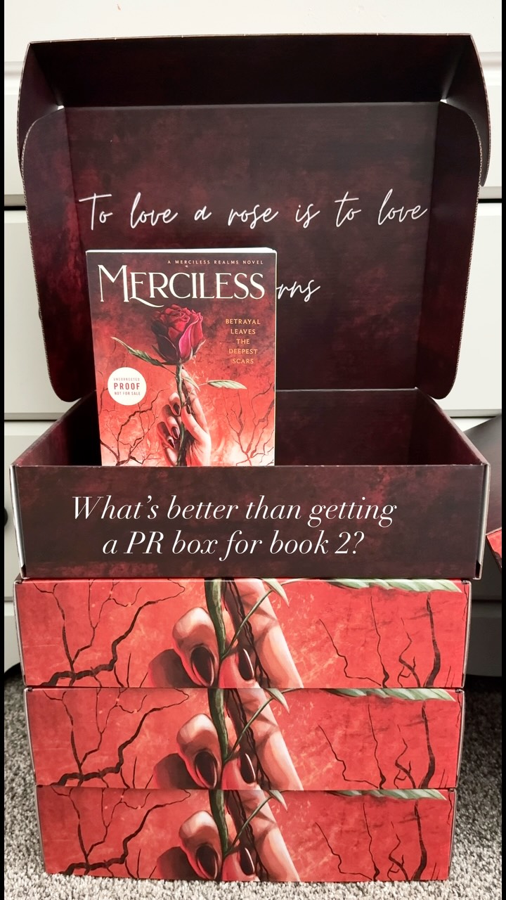 I have 5 PR Boxes and 5 REALLY cool editions of Vesselless to giveaway as we count down to the release of Merciless!
SEPTEMBER BOX includes a tee shirt, a signed ARC of Merciless, the sold out edition of Vesselless from @allurialbooks and secret goodies 👀:
TO ENTER:
✨Interact with this post✨
✨Then fill out the giveaway form in my bio! ✨
BONUS ENTRY: make a social media post about this series and submit the post link on your second form submission. 🖤
I’ll be announcing the winner on Instagram at the end of September. 🖤🫶
Thank you guys for being amazing 🥹🥀