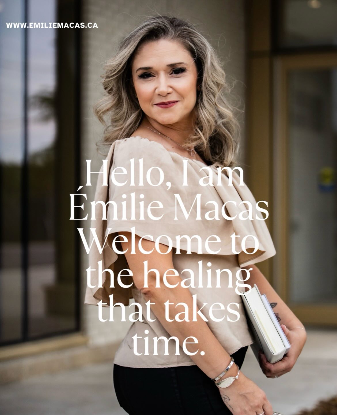 Welcome! 🤍
It’s been a minute since I’ve properly introduced myself and there are so many new faces here now.
So let me…
I am Émilie. Some of my story lives in an autoimmune diagnosis at 27 that could have taken so much from me, and instead became the beginning of everything I now teach.A story I share in full in my book @thenakedtruthofahealer.
Twenty-one years later, and over 13 years working with people worldwide, one thing has stayed true: healing isn’t something you rush.
I don’t follow band-aid solutions or overnight fixes.
Just real practice, slowly, honestly because there is no finish line…just a journey ✨
There’s a reason I don’t teach the way most people expect. You’ll understand as we go.
Whether you’re new or you’ve been here a while, I am genuinely glad you’re around🙏💗
#slowhealing #nervoussystemregulation #traumainformedcoaching #reikiteacher #explorepages