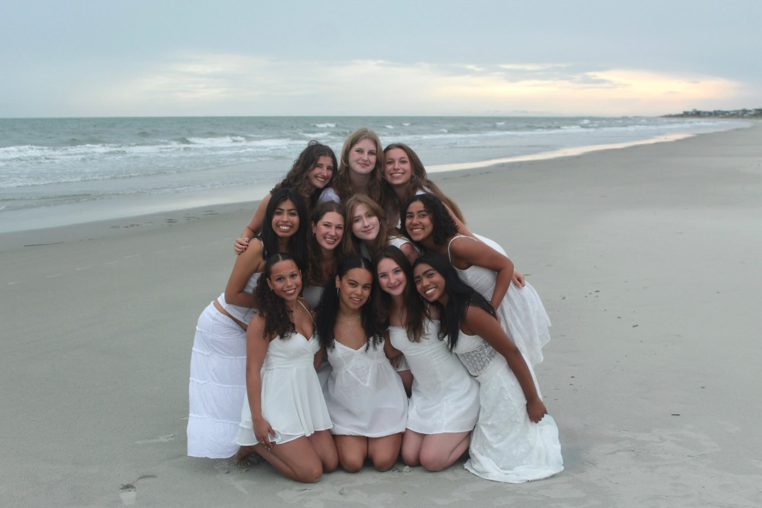 That’s a wrap on TG Beach Week! We had a fabulous time on Fripp Island singing, laughing, cooking, and swimming. Though we’re sad to be leaving, we can’t wait to be back on campus and to welcome wonderful new members soon!
Catch us at one of our gigs or tabling events next week (schedule below… our first performance is TOMORROW!) To sign up for auditions, visit the link in our bio 💙🧡
MONDAY 8/31
Tiger’s Roar in Richardson Auditorium. Set begins at 10:35 PM
THURSDAY 9/3
Nassau Street Sampler at the Princeton University Art Museum. Set begins at 7:12 PM
Arch Sing at Blair Arch. Set begins at 10:15 PM
FRIDAY 9/4
Activities Fair in Dillon Gym. Tabling from 12 to 3 PM