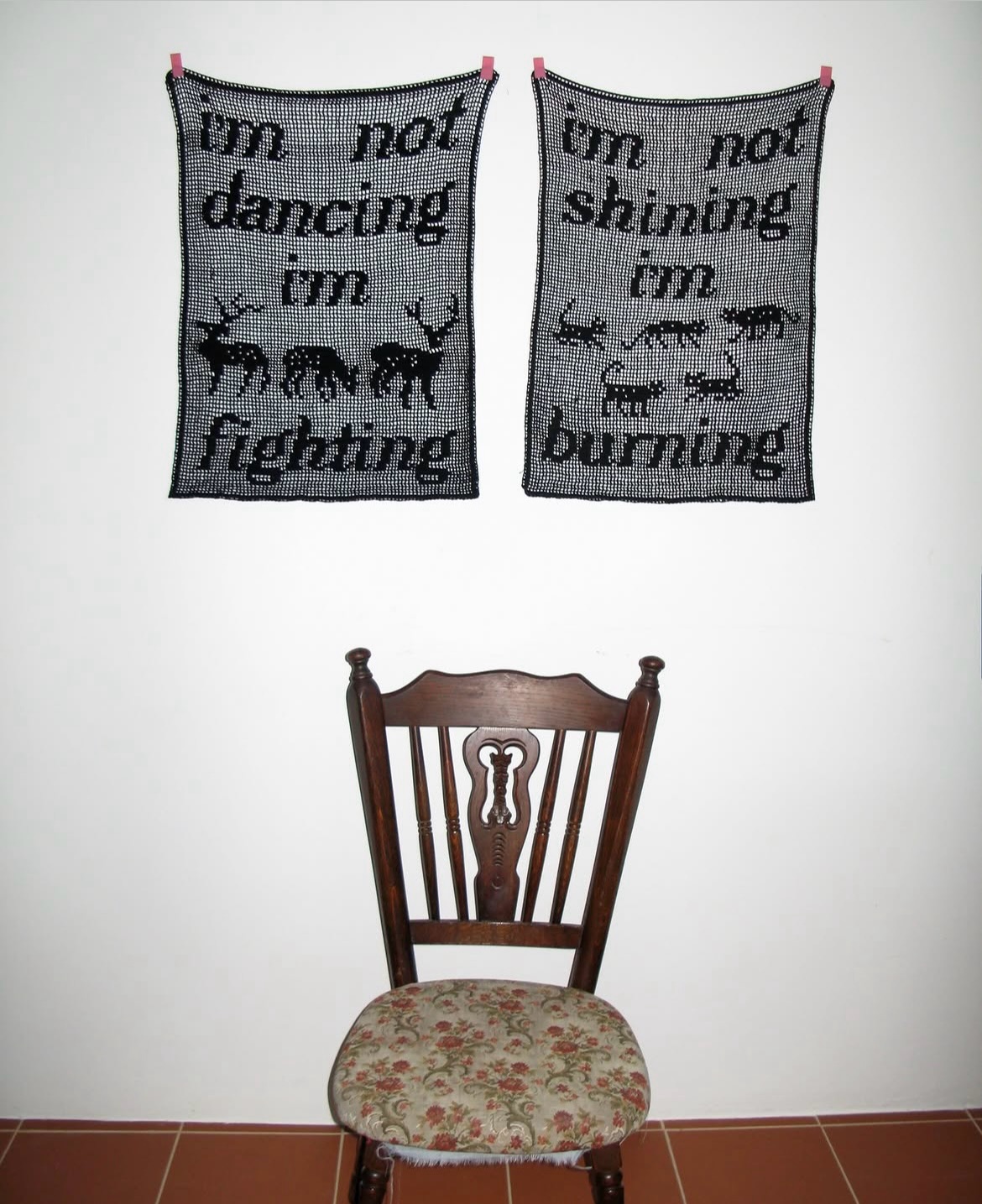 ‘DANCING/FIGHTING, SHINING/BURNING’ (2026) - Lera Smirnova
Cotton 52 x 72 cm.
Images courtesy of the artist’s page.