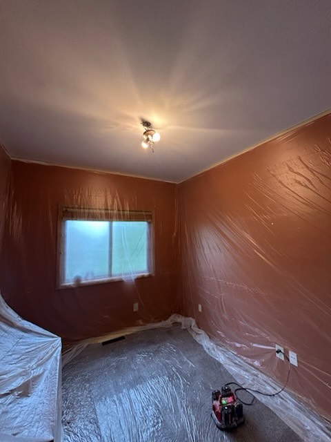 Day 2 update!
All the popcorn texture is officially off the ceilings. Patching, edge, and seam skimming is done where needed, and the primer is down.
Skipping the sloppy mess of traditional wet-and-scrape techniques kept our workspace clean, allowing us to focus on the precision work that makes these ceilings look smooth and seamless.
Stay tuned tomorrow to see the next phase of this transformation!
#hendersonhomepainting #popcornremoval #smoothceilings #elkriver #elkrivermn