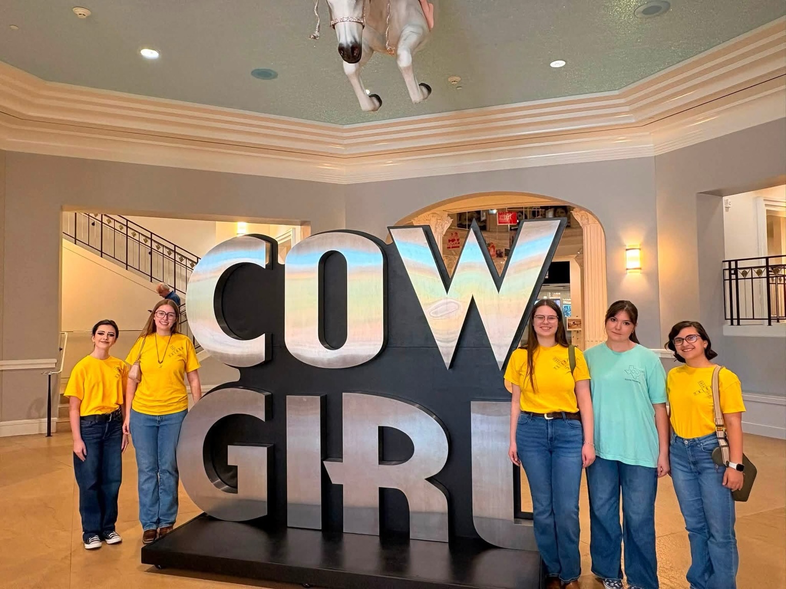 🤠💗 A boot-scootin’ good time at the Cowgirl Museum! Our Texas Pledge and Rainbow Girls had so much fun exploring and learning together! 🐎✨
#TexasRainbow #PledgeGirls #CowgirlMuseum #IORG #Museum