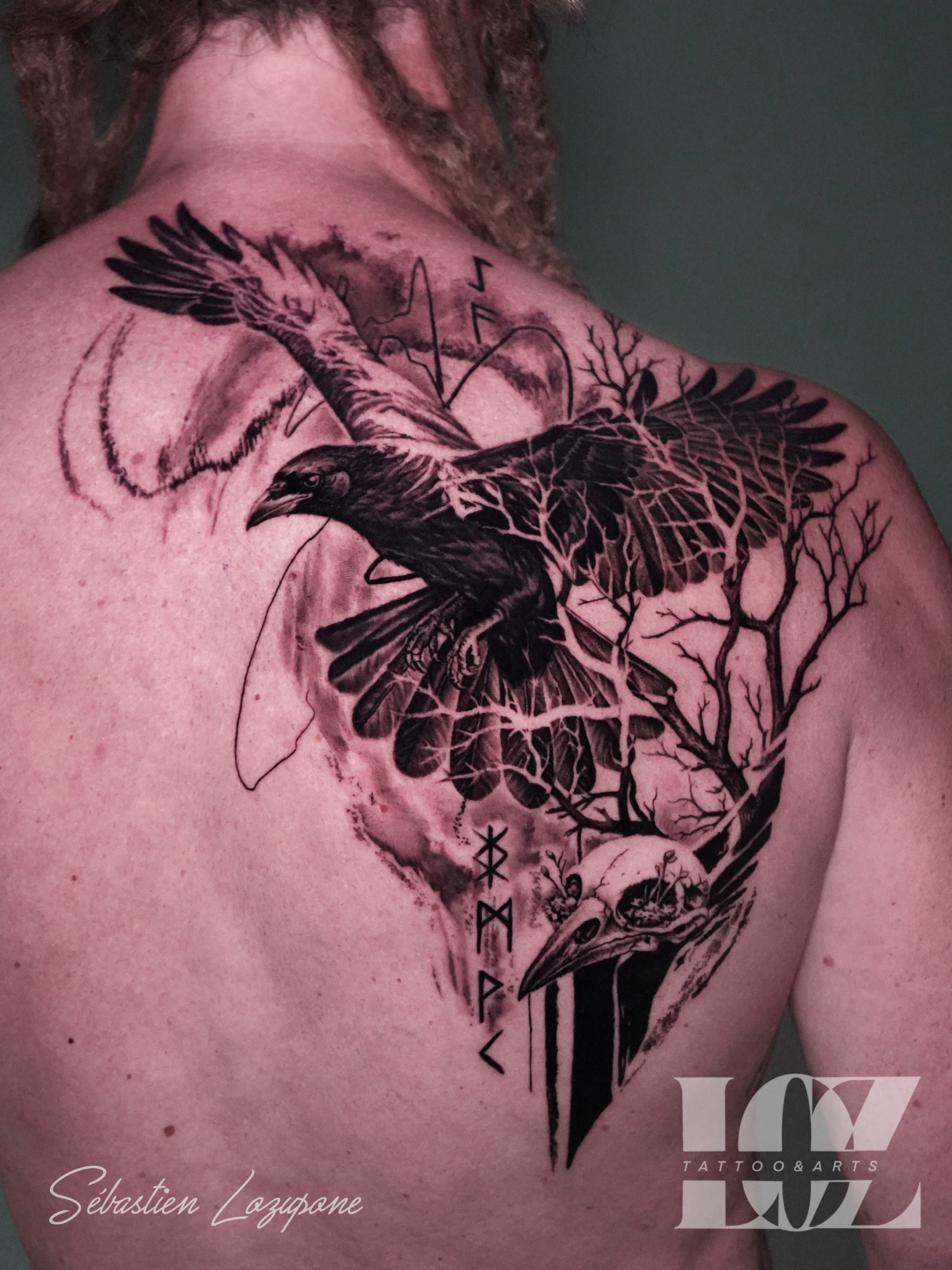 Un joli challenge ces branches en négatif sur l’es ailes du corbeau 😜
Un projet? Contactez moi 😉
👇
💻 https://www.loz-tattoo.com/
☎️ : 0602536626
#tattoo #sébastienlozupone #tatouage #tracedencrestudio #inked