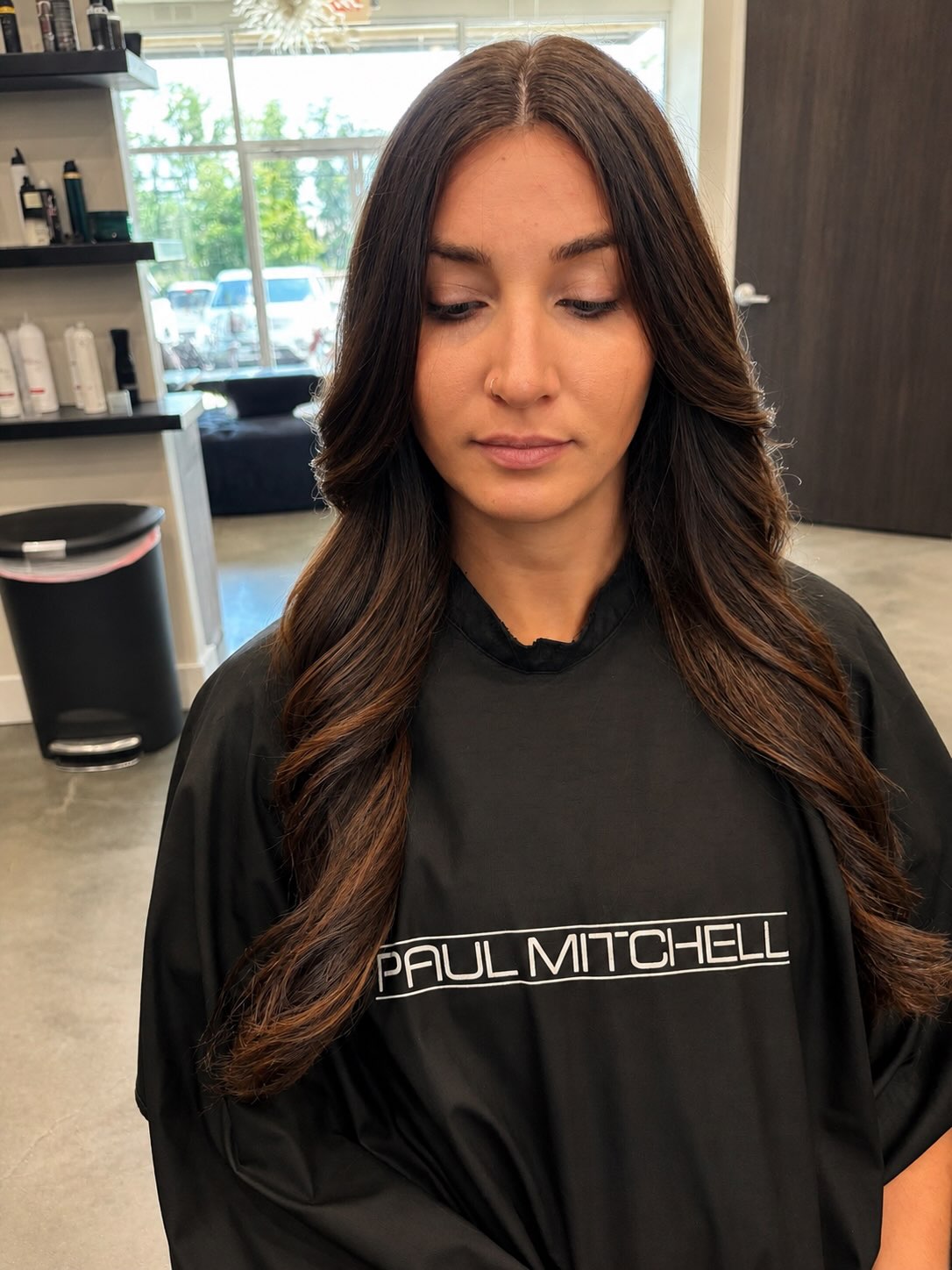 ✨ Glossy, healthy & freshly cut ✨
Sometimes all your hair needs is a little refresh. A fresh glaze + haircut brings back the shine, richness and movement without a major color change. 🤎
Fresh ends. Major shine. Expensive-looking hair. ✨
#HairGlaze #GlossyHair #FreshHaircut #HealthyHair #MonmouthCountyHair