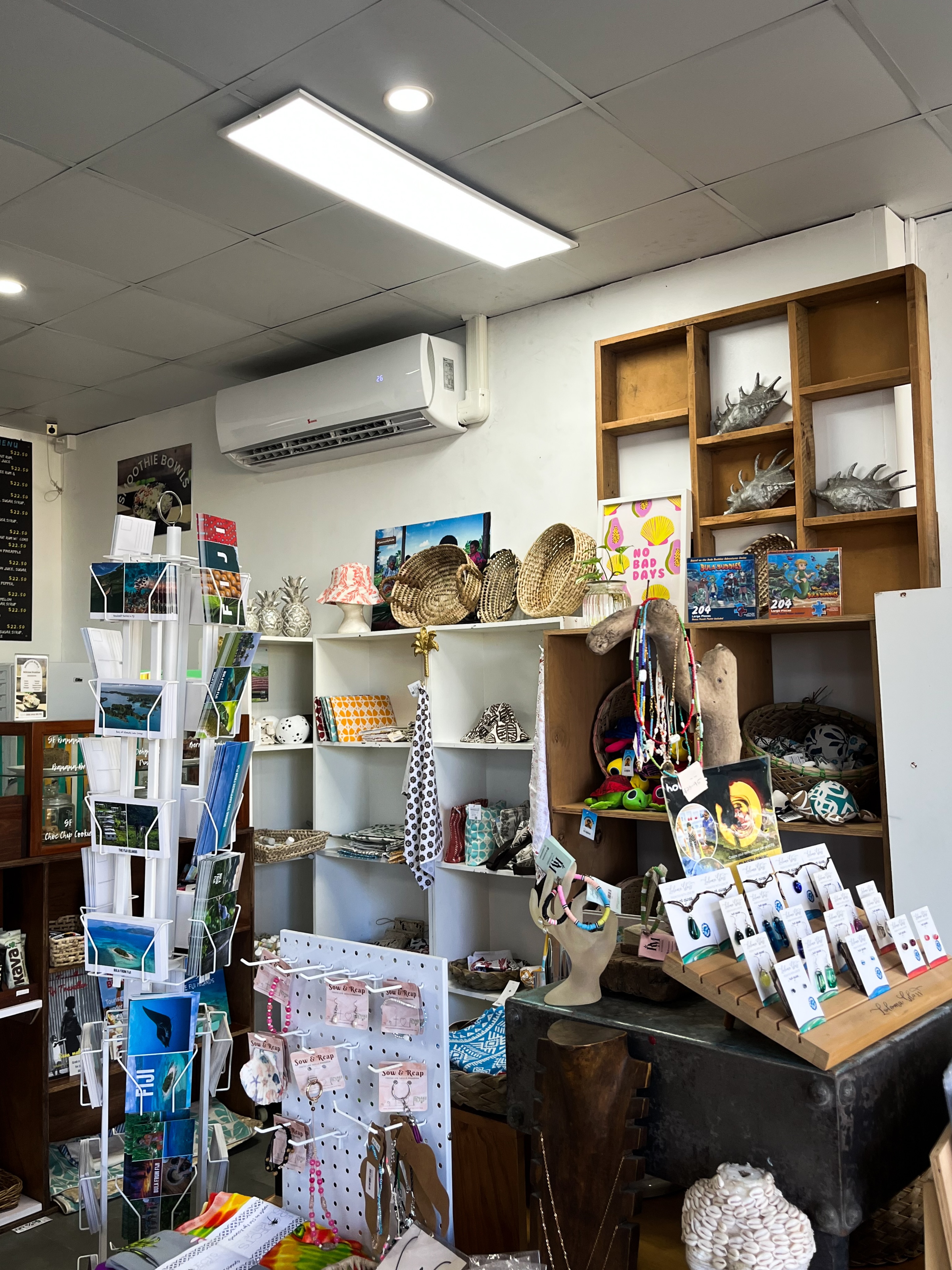 A little corner of Fiji, all in one shop.
From locally made gifts and handmade treasures to postcards, books, and island keepsakes—take a piece of Fiji home with you.
📍 Visit us in-store or DM for local postage & international shipping.
#fijiislands #fiji #localbusiness #tourismfiji