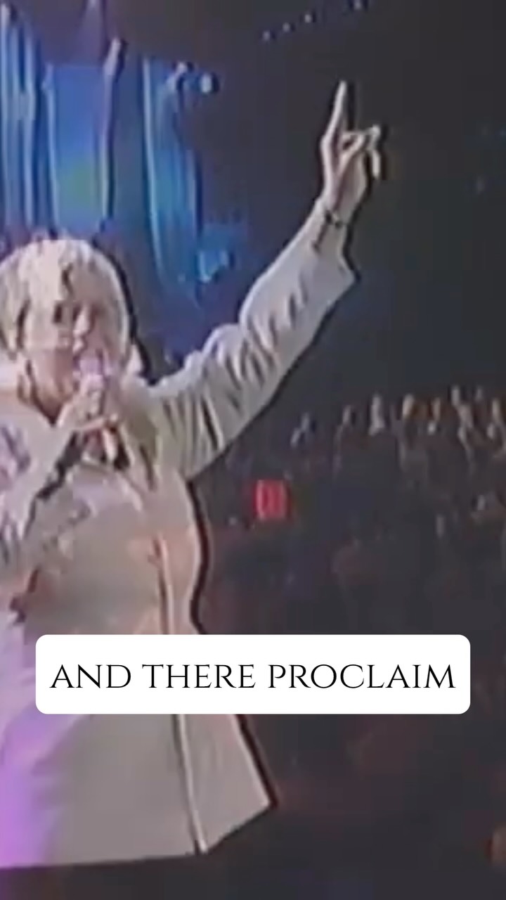 🎶 A Sandi Patty classic!
Today’s video is a rousing performance of “How Great Thou Art”—and there’s a little connection you may recognize. 👀
You will notice a clip from this performance in the official music video for “The Voice I Have Now.”
Now for the fun part…
Can you guess which tour this performance came from—and what year Sandi performed it?
Drop your guess in the comments! ⬇️
🎧🎬 WATCH & LISTEN to “The Voice I Have Now” at the link or in our Story.
https://gaithermusic.lnk.to/thevoiceihavenow
#TheVoiceIHaveNow #SandiPatty #NumberOne #ChristianMusic #NewMusic
