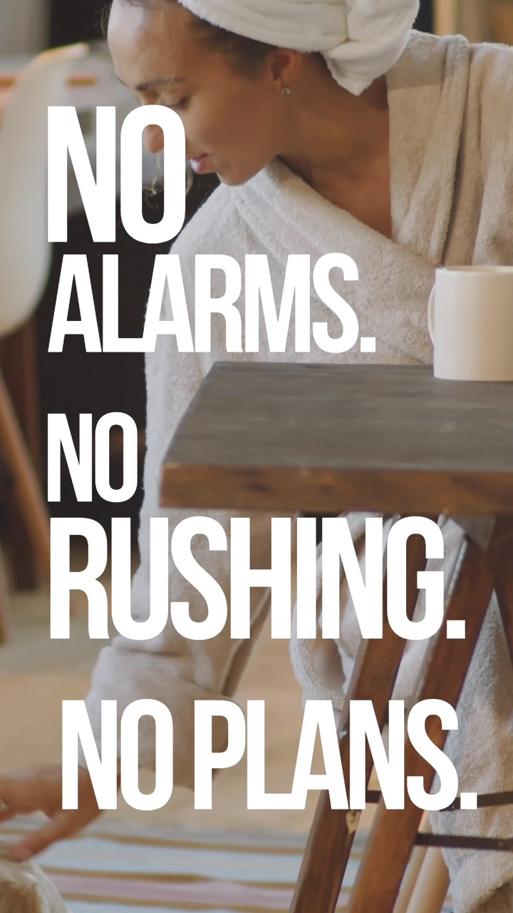No alarms. No rushing. No plans. Just pure relaxation. ✨
Make the most of the Bank Holiday weekend with some well-deserved me time at Cotswold Spa. 🧖♀️🤍
Slow down, switch off and let us take care of the rest.
Your only plan? Relax.
#BankHoliday #cotswoldspabathingcompany #selfcare #epsomsalts #magnesium