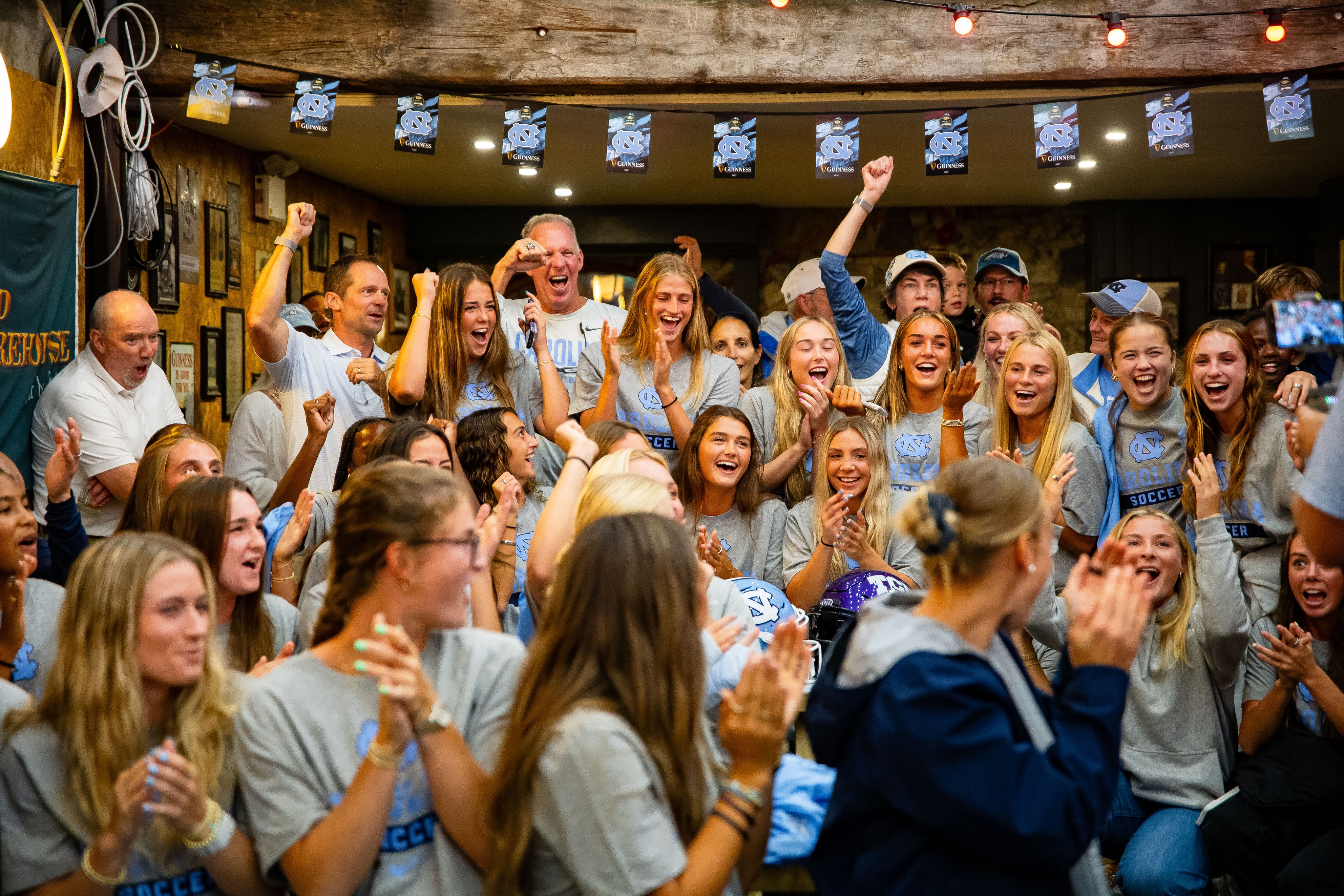 Well, that was some weekend. 🏈👏
From the build-up in Temple Bar to game day itself, Dublin certainly knows how to welcome College Football.
A massive congratulations to @uncfootball on the win! 🏆
And to everyone who joined us in Temple Bar over the weekend — we hope you enjoyed the craic. 💚
Same time next year? 👀
@collegefootballireland @aerlingus
@goheels @uncchapelhill
@tcu_rangers @tcu_athletics @texaschristianuniversity
#TempleBar #Dublin #CollegeFootball