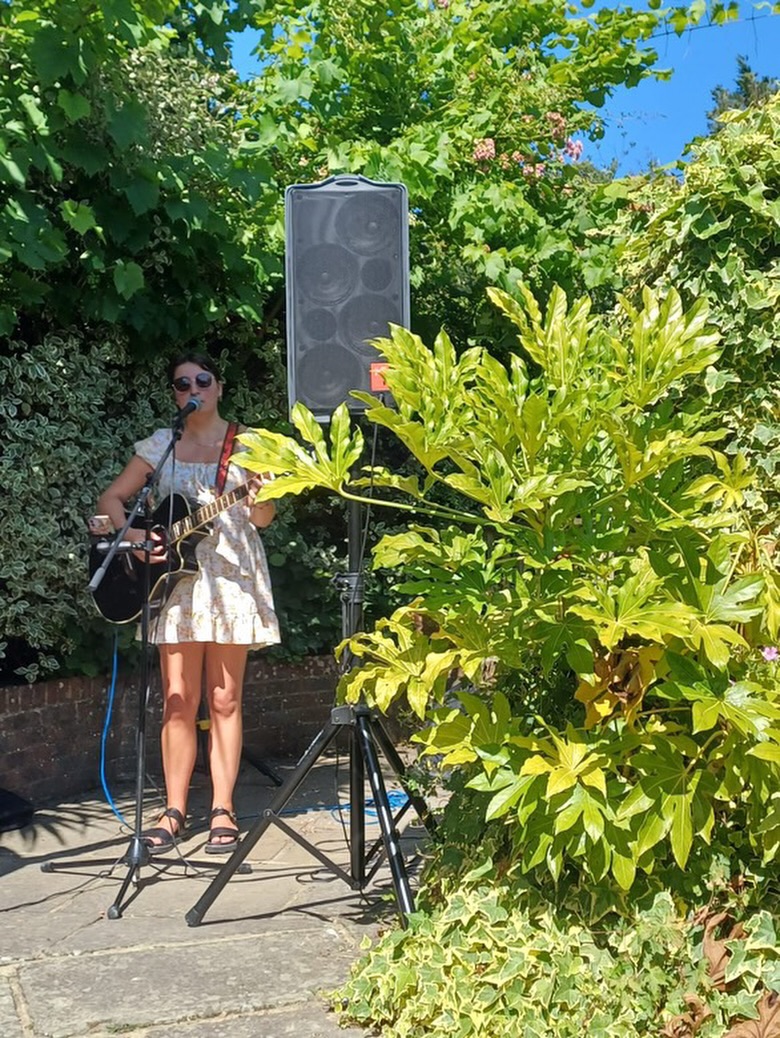 We are open and we will be serving food from 12-4 today.
We also have @millydunstall performing for us from 2:30pm!