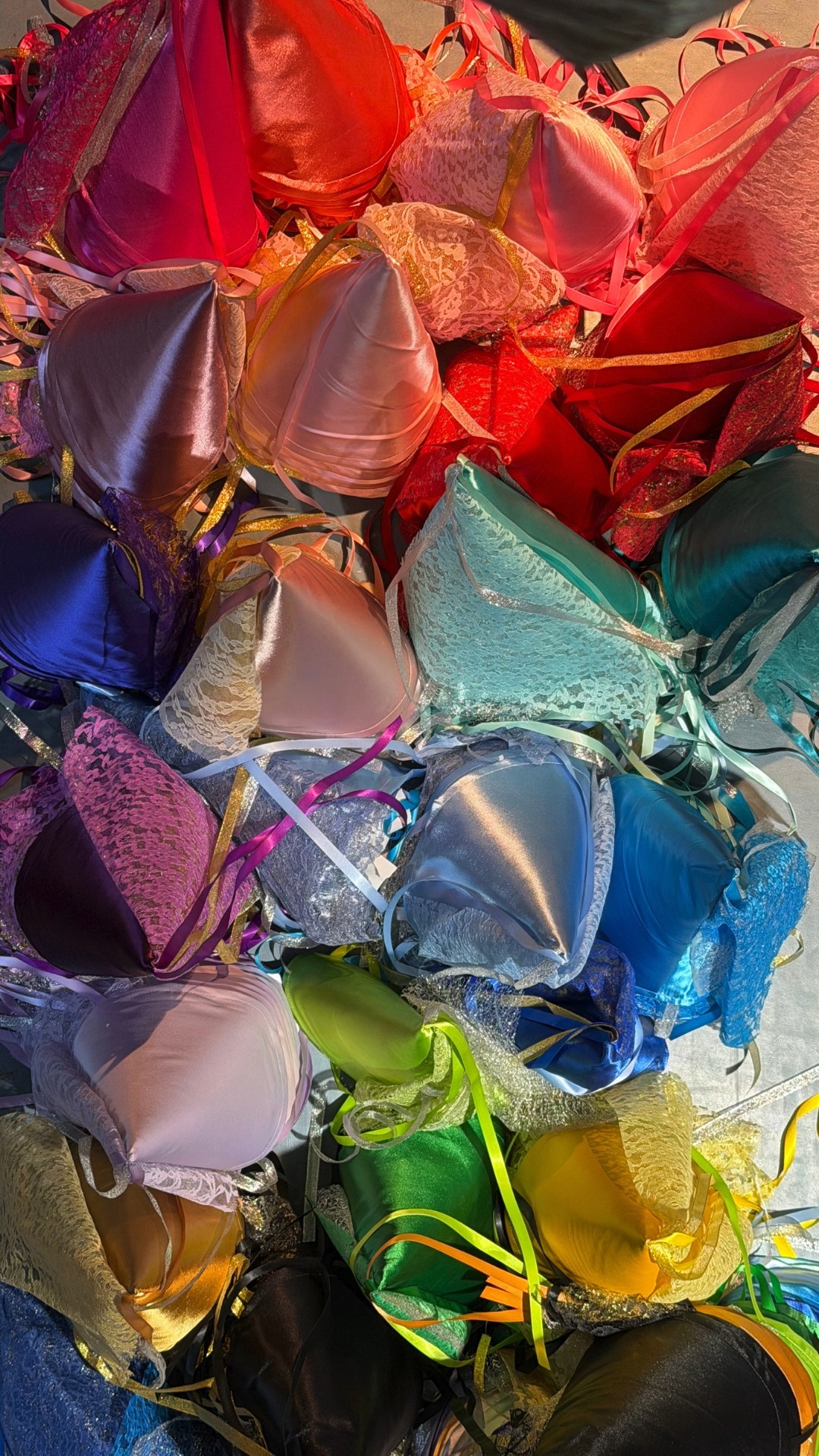 We’re taking back the Princess Hat.
It’s not just for damsels in distress anymore. It’s for everyday princesses — the ones getting their coffee, running the meeting, doing the thing. No rescuing required.
Come find your Princess Hat at the booth. No faire required to wear it.