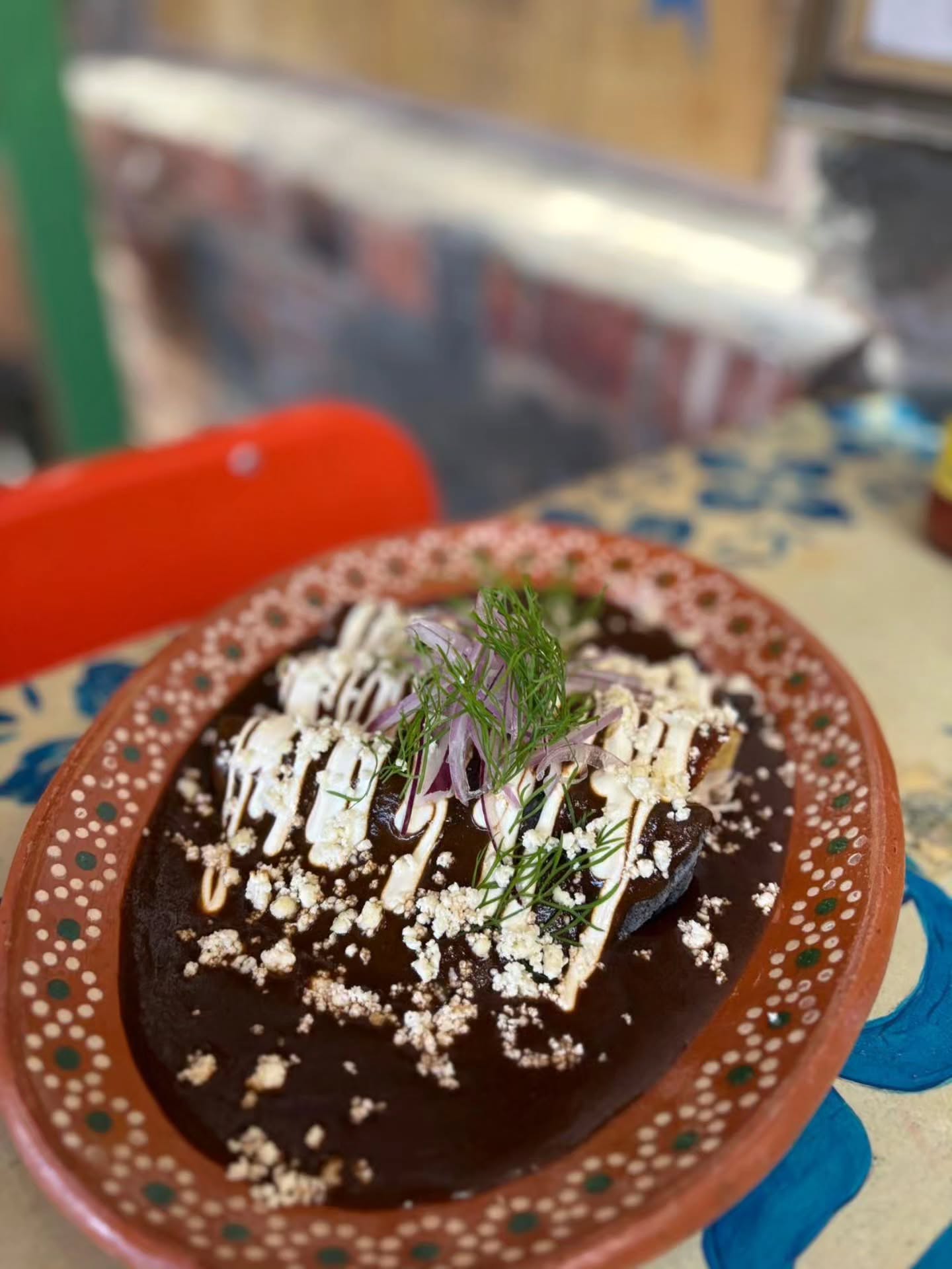 Dad doesnโt want another tie. He wants the Enmoladas that broke our sales records! ๐ฅ๐ Treat Dad to our signature Chicken Enmoladas smothered in our rich, scratch-made mole. Bring the familia and come hungry, letโs make this Father's Day one to remember! ๐
SUNDAYS
Mt Albert / 12pm - 8pm
Westmere / 3pm - 8pm
Bookings / link in bio
NOS VEMOS!
#fathersday #enmoladas #mexicanrestaurant #bestdadever #tacoloconz