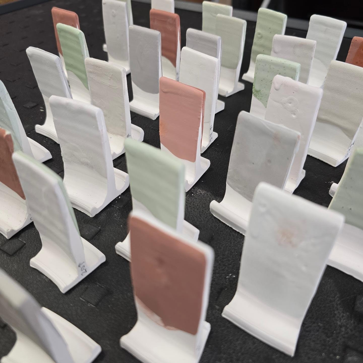 Doing some color theory tests. π€
@ceramicmaterialsworkshop
