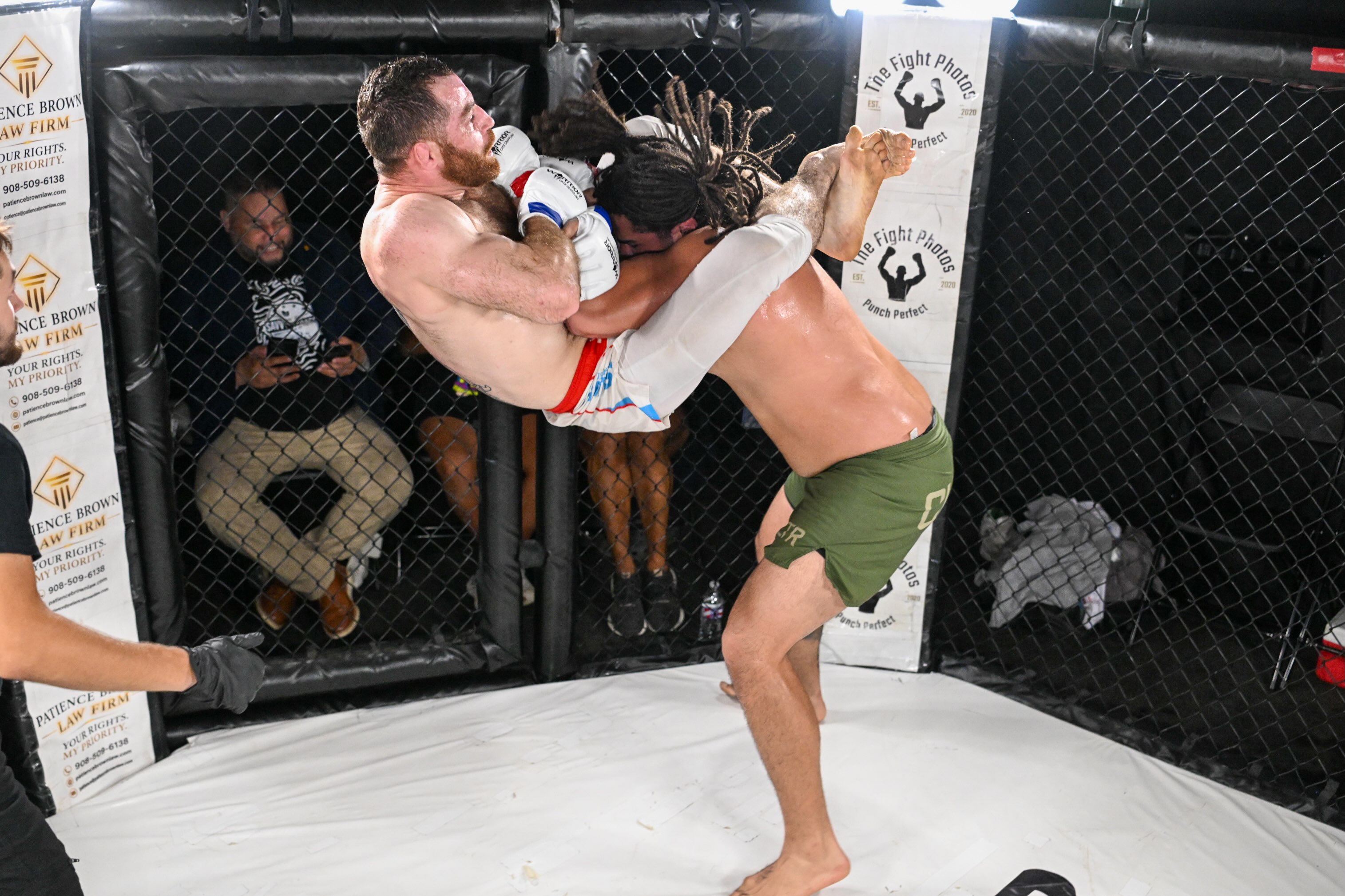 The @warriorcagegrappling Warrior Cage Grappling final at WCG 37: REVOLUTION featured the top two competitors from today's 200+ round-robin tournament: @tradem8rk Jacob Estevez and @itsobabulaidze.mma Itso Babulaidze.
There were no submissions in regulation.
Pictured, in overtime, Estevez powers out of a hold with a slam.
There was no submission in regulation. The official decision was for Estevez.
The Fight Photos scored the bout for Estevez.
Estevez leaves The Underground with the WCG 37 Championship and $2,000.
#cagegrappling #submission