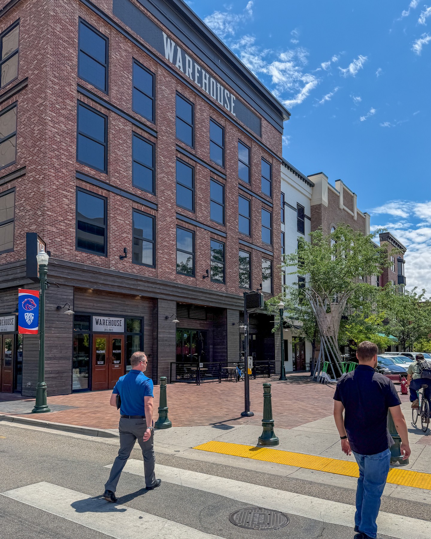 Game day starts here. Boise State Football returns in a couple weeks, and we'll have the games up on the big screen all season long. Come early, grab your food and drinks, and catch the action with a full house of Bronco fans.
Going to the game? Make The Warehouse Food Hall your pre-game and post-game stop. Fuel up before kickoff, grab a drink with the crew, then catch the Game Day Shuttle just up the street for an easy ride to the action. After the final whistle, head back downtown and keep the game-day energy going.
🔹🔸 Go BRONCOS! 🔹🔸
September 5th vs Oregon • 1:30 p.m.
September 12th vs. Memphis • 4 p.m. 🔹 Home
September 19th vs. South Dakota • 8 p.m. 🔹 Home
September 26th vs. Western Michigan • TBD
October 3rd vs. Utah State • 5:30 p.m. 🔹 Home
October 10th vs. Fresno State • 8:30 p.m.
October 24th vs. Washington State • 4 p.m.
October 31st vs. Texas State • 8 p.m. 🔹 Home
November 7th vs. Colorado State • 4 p.m.
November 14th vs. Oregon State • 4 p.m. 🔹 Home
November 21st vs. San Diego State • 7:30 p.m. 🔹 Home
Games airing on major networks will be shown during regular business hours. Later games may not be shown in their entirety due to closing times.