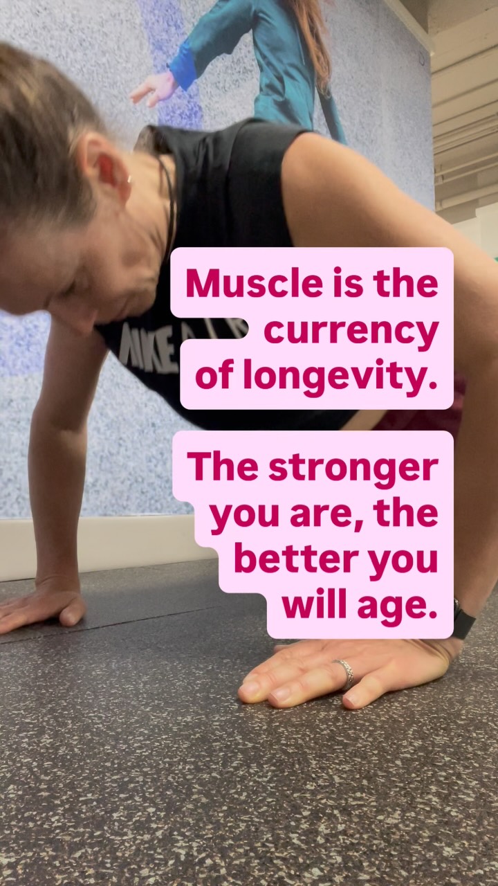 Having and using muscle is one of the most effective ways to slow the aging process.
Resistance training isnât just about achieving a look, itâs about building a healthy body thatâs going to protect you against disease and create independence as you age.
Not sure where to start?
I have free workouts available on my website dawnthalheimer.com/freebies or through my IG link in bio.
#menopause #perimenopause #womenshealth #healthyaging