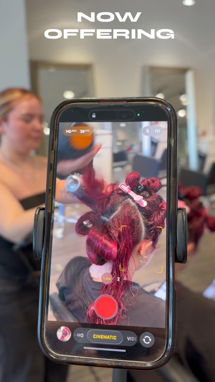 ✨APPRENTICE BLOWOUTS NOW AVAILABLE ✨
We’re so excited to start introducing our newest apprentice behind the chair! Sophia will now be offering apprentice blowouts on select days at the salon. Appointments will be available for SAME DAY booking only based on salon availability that day. Keep an eye out or give us a call the day of to see if we have an apprentice blowout opening available!✨