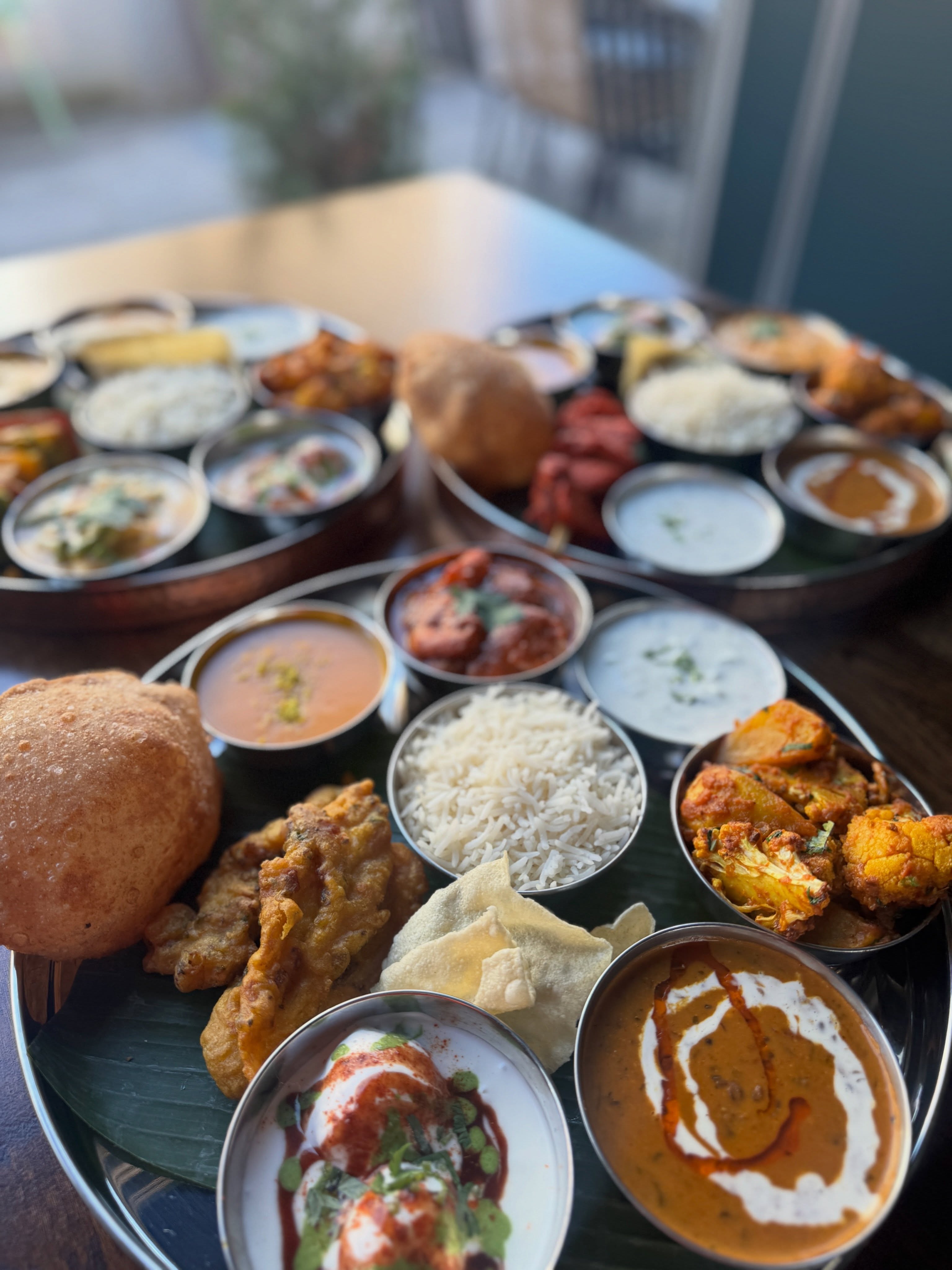 A little bit of everything is not indecisiveness. It’s called ordering a thali😌