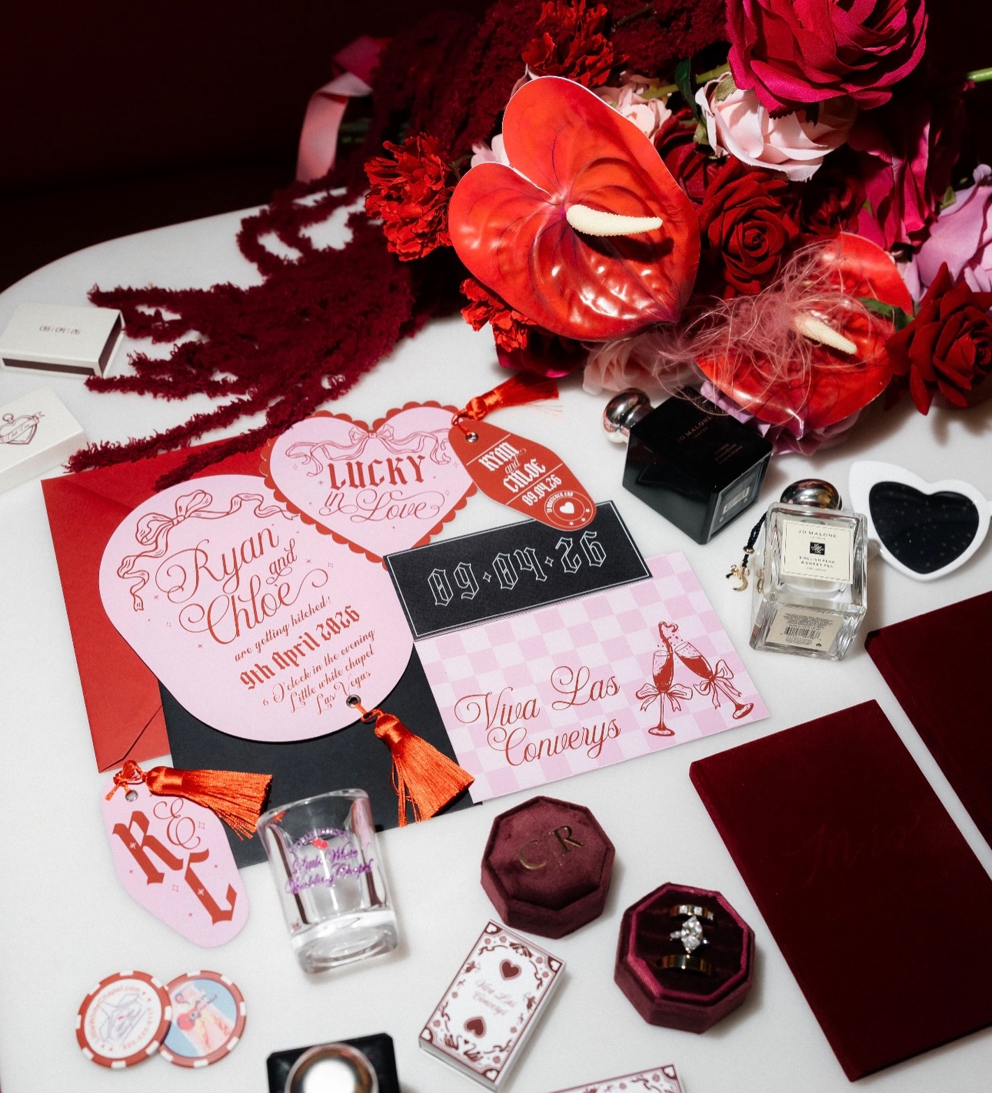 Eloping but still want all the fun little wedding details? I got you covered!
Just because you’re skipping the big wedding doesn’t mean you have to skip the gorgeous details.
I can create a personalised flat lay set for your photographer to style alongside your rings, perfume, vows and all those other tiny pieces of your day.
Photographer: @riskyexposurephotography
Bride: @chloelouiseconvery #elopement #vegaswedding #vegaschapel #altwedding #flatlay