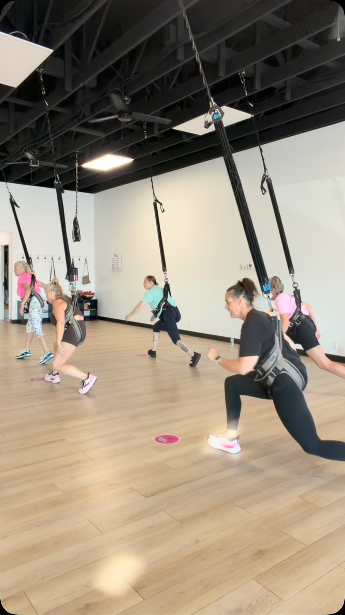 Come see what you’re capable of! 🩷
Start with the basics, level up your skills, and before you know it, you’ll be flying all over the studio! 🤩
Come try bungee with us this weekend! ✨