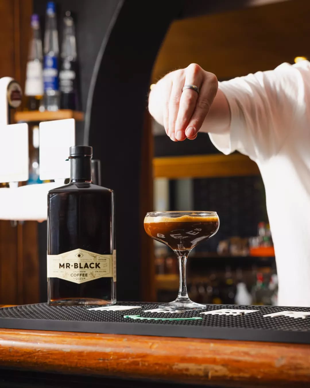 Forget dessert, we’ll take ours in a martini glass 🍸☕
Freshly shaken, perfectly frothed, and packed with just enough kick to keep the night going. Whether it's post-dinner drinks or the start of your night out on George St, we’ve got what you're looking for.