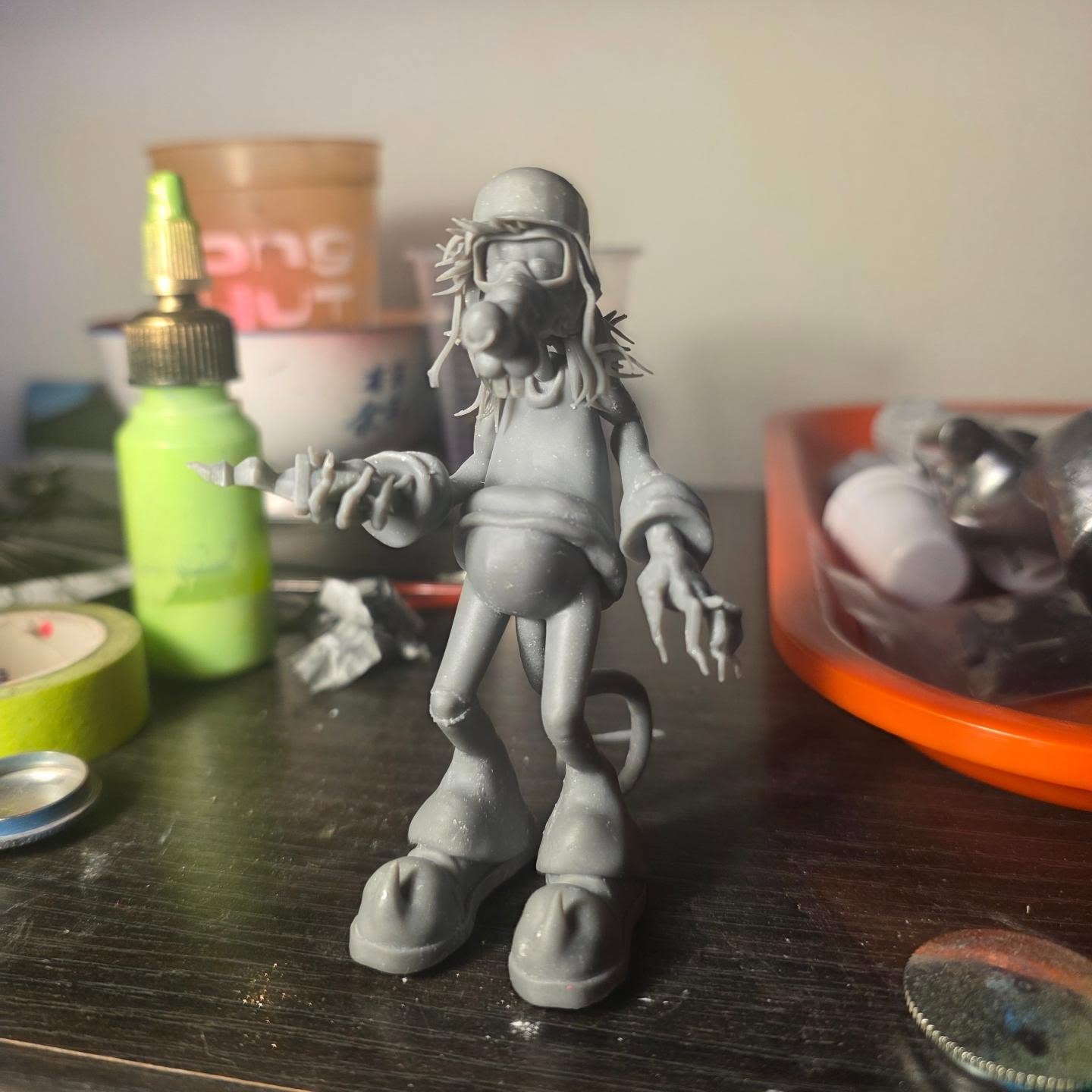 Must be fate because this is the first time I printed a figure and it came out without a fail. This is Toasty, 4" figure designed by @kellycampanile, sculpted by me. Kelly has named her Series "Far Out Figures from Hell" We will try to have a painted prototype soon. Gotta adjust some small details. It would be so sick to just have a bunch of her characters on a desk. #arttoy #lowbrowart #outlawart #resin #3Dprinting