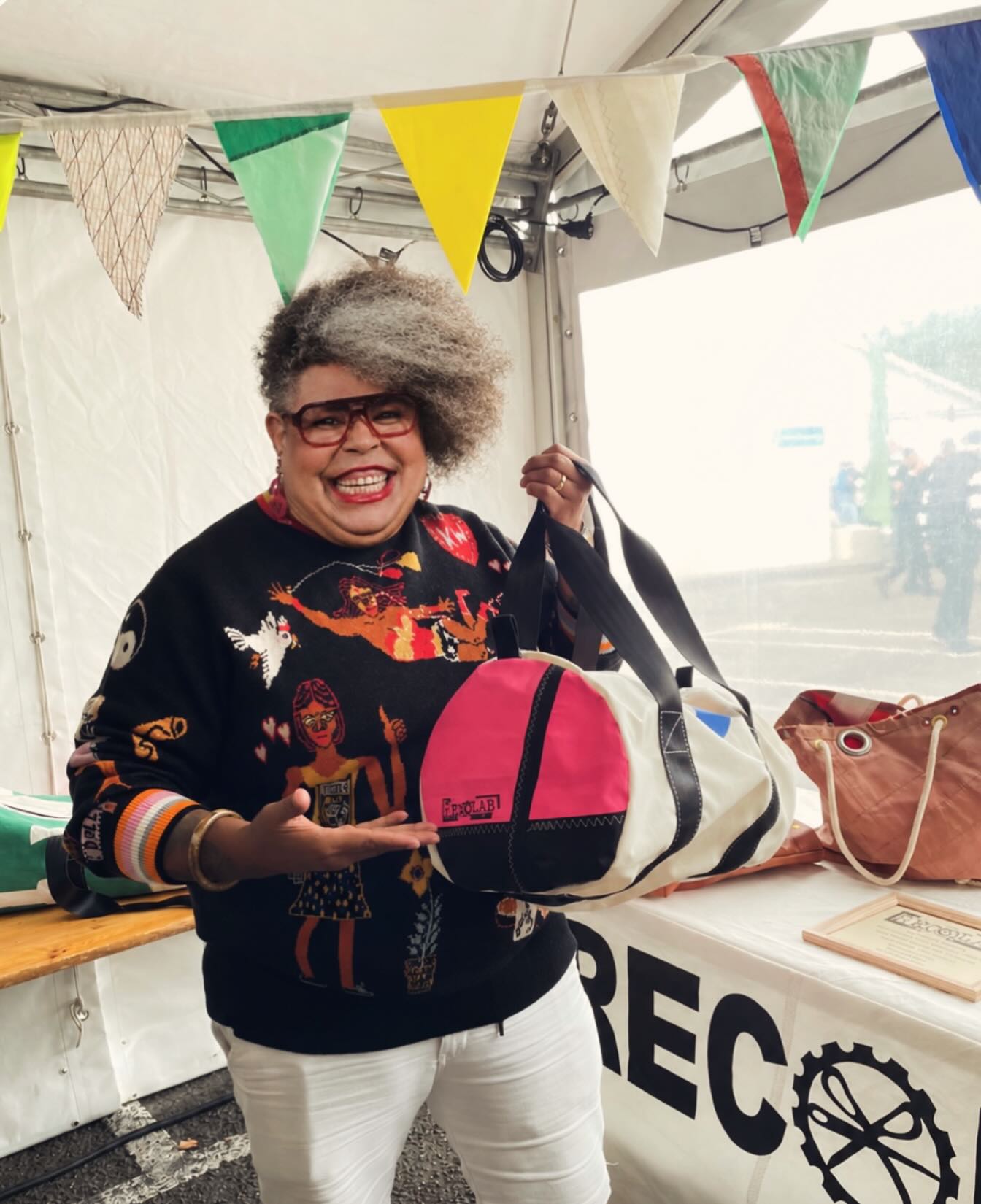 Flashback Friday
At the @awbfestival in 2025 when the divine @norniebero wandered by the RECOLAB stall looking completely fab in a #kaylenewhiskey design by @wah_wah_australia.
Imagine how chuffed I was when Nornie chose a “Jet Stream” Duffle Bag with hot pink ends, to go with her ensemble!
We will be back at the Australian Wooden Boat Festival again in February 2027.
In the meantime, you can jump over to the website where our Fathers Day Sale prices are still happening. Or contact us via the enquiry form to discuss your custom bag design.
We still have some hot pink dinghy sail if you’d like a bag similar to Nornie’s!
#womensupportingwomeninbusiness#australiandesigners#firstnationschef#repurposedfabric