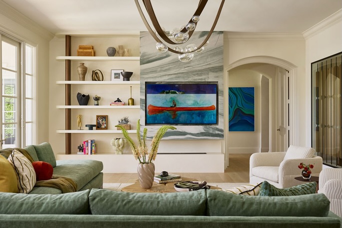 The room we probably spend the most time in deserves all of attention. A few of our favorite ways we’ve turned the TV wall into something worth looking at - even when the TV is off.
#southfloridainteriors #southfloridahomes #southfloridainteriordesign #tvwalls #familyroomdesign
