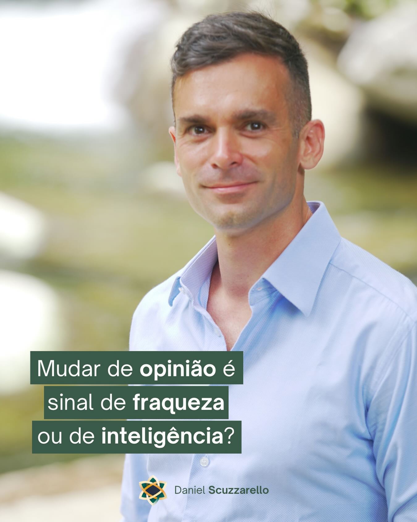Admitir que estava errado vai ficando cada vez mais difícil. Eu sei disso. Principalmente quando a sua posição já foi defendida em uma reunião importante, por exemplo. E aí entra o perigo: começar a defender uma ideia não porque ela ainda faz sentido, mas para proteger o próprio ego. Um líder que nunca muda de opinião raramente é um exemplo de coerência. Na maioria das vezes, ele só está com medo de parecer vulnerável. Maturidade executiva é ter a lucidez de olhar para novos dados, entender o cenário atual e ter a coragem de dizer: “Pensando melhor, o caminho agora é outro.” A sua equipe não espera que você seja infalível…ela espera que você seja honesto com a realidade.
Quando foi a última vez que você mudou abertamente de ideia sobre uma decisão importante?
#mindset #lider #mentoria #breathwork #quantumflow