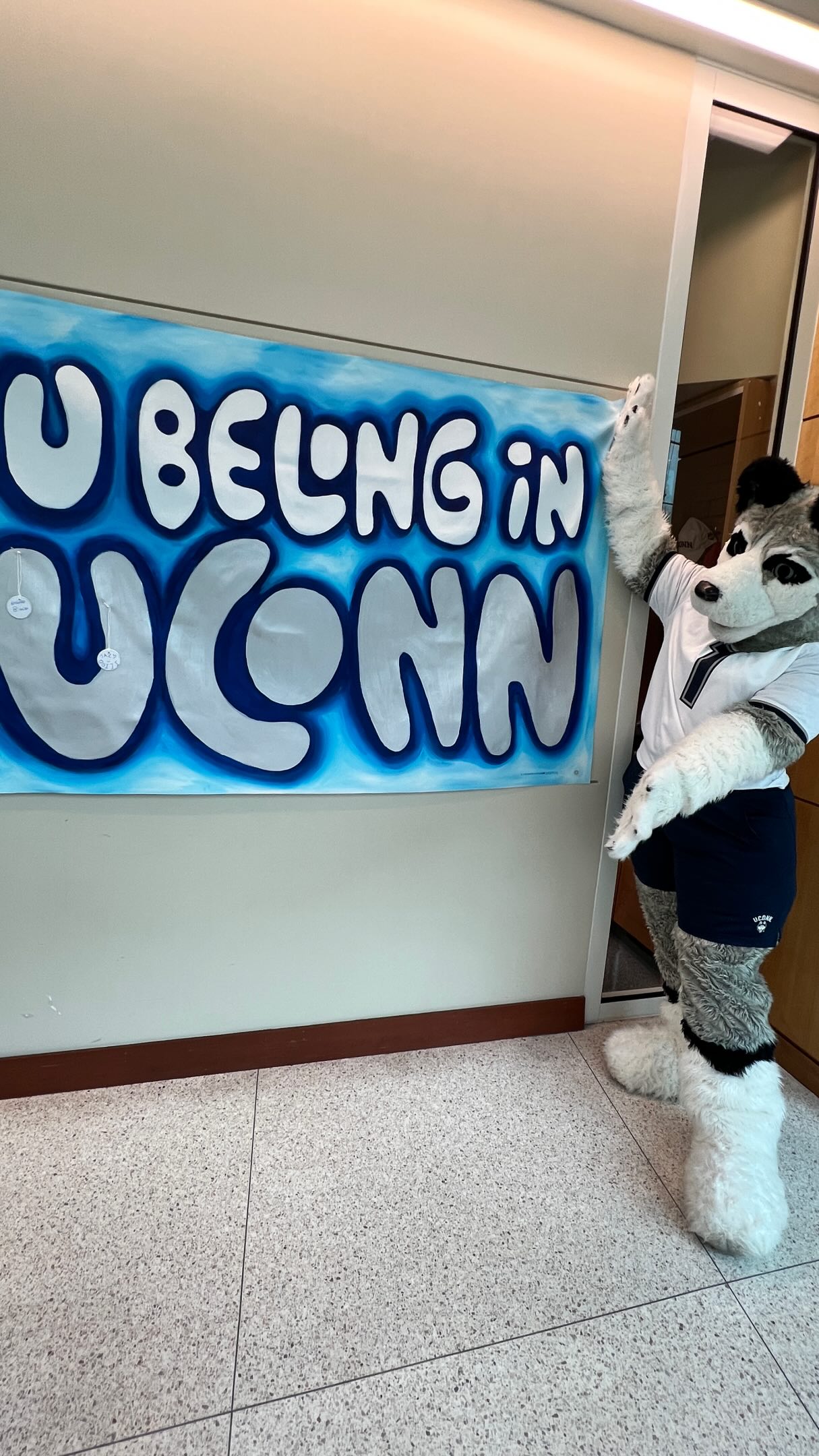 U Belong In UCONN! Congratulations to the incoming class and best of luck on your journey 🎉Thanks for making me feel a sense of belonging.
#uconn #uconnstamford #uconnhuskies #stamforddowntown #laurenclayton