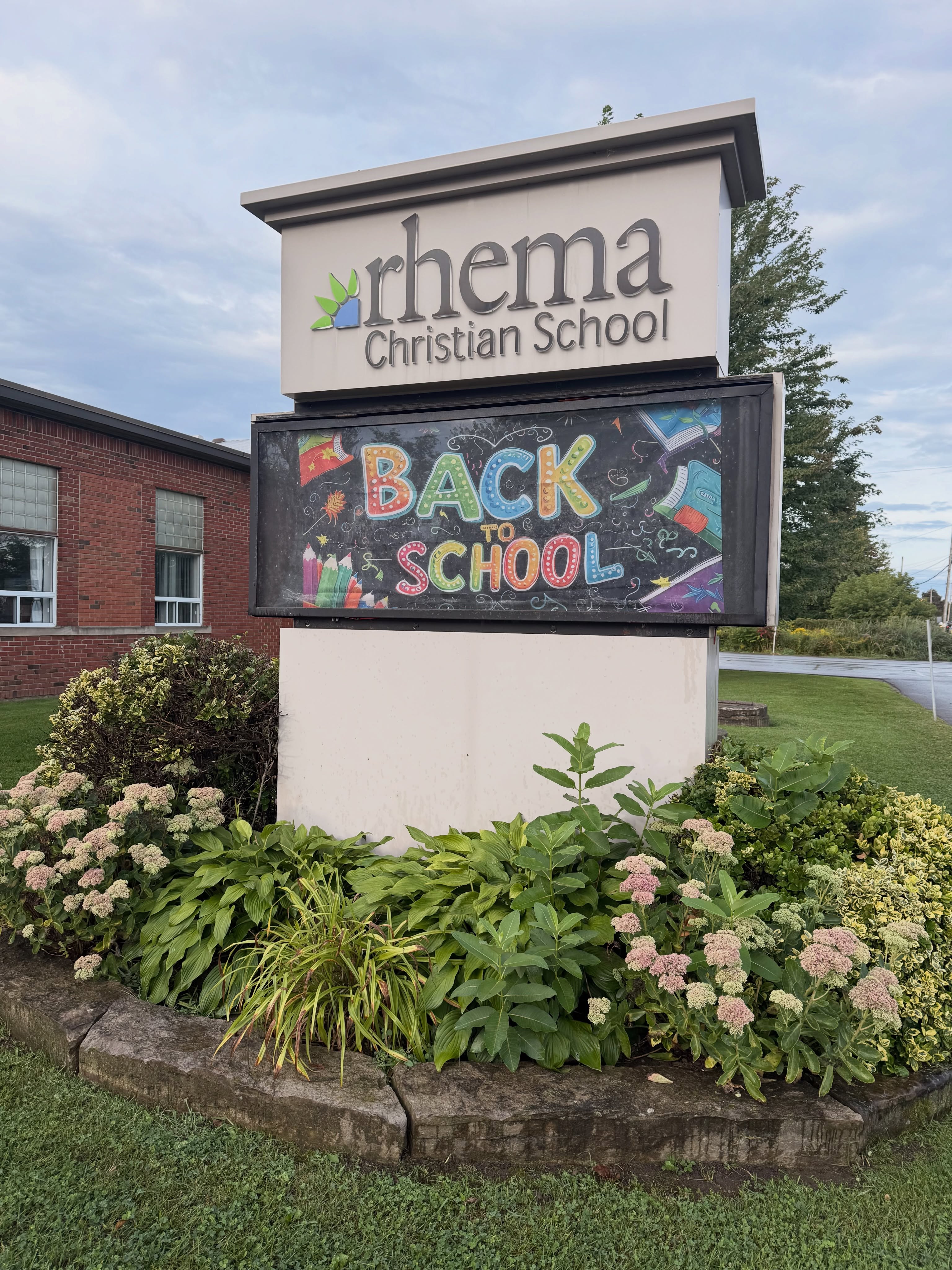 We are so excited to welcome back our returning students, and welcome our new students! See you tonight! #backtoschool #rhemachristianschool