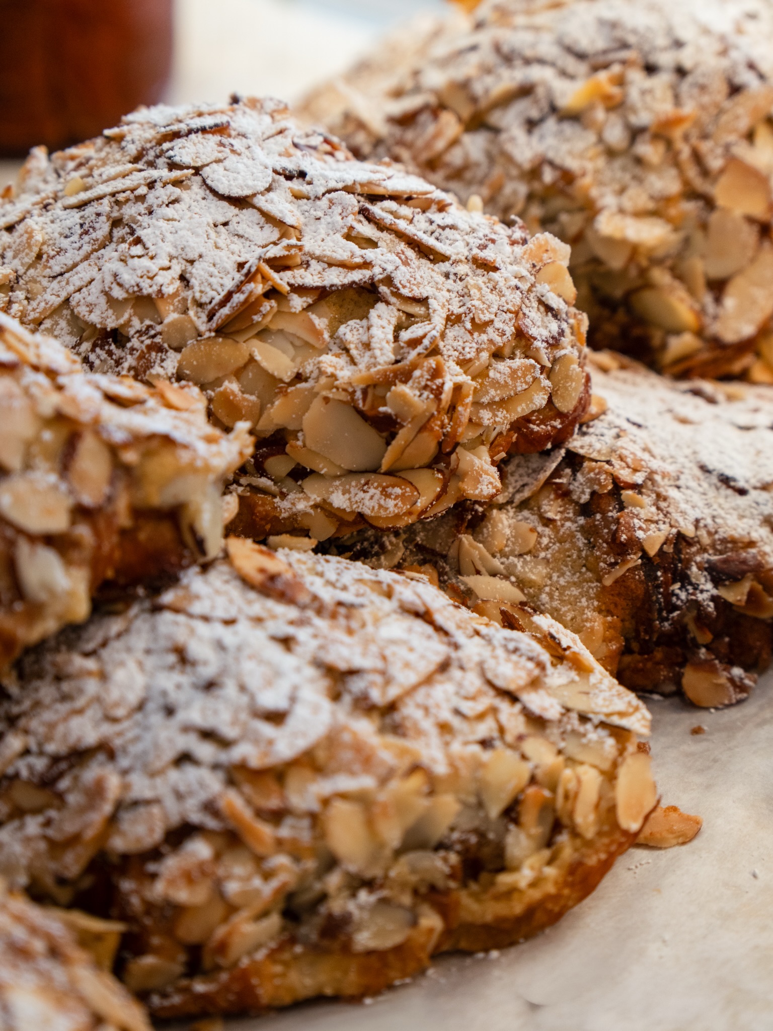 our bread, your moment.