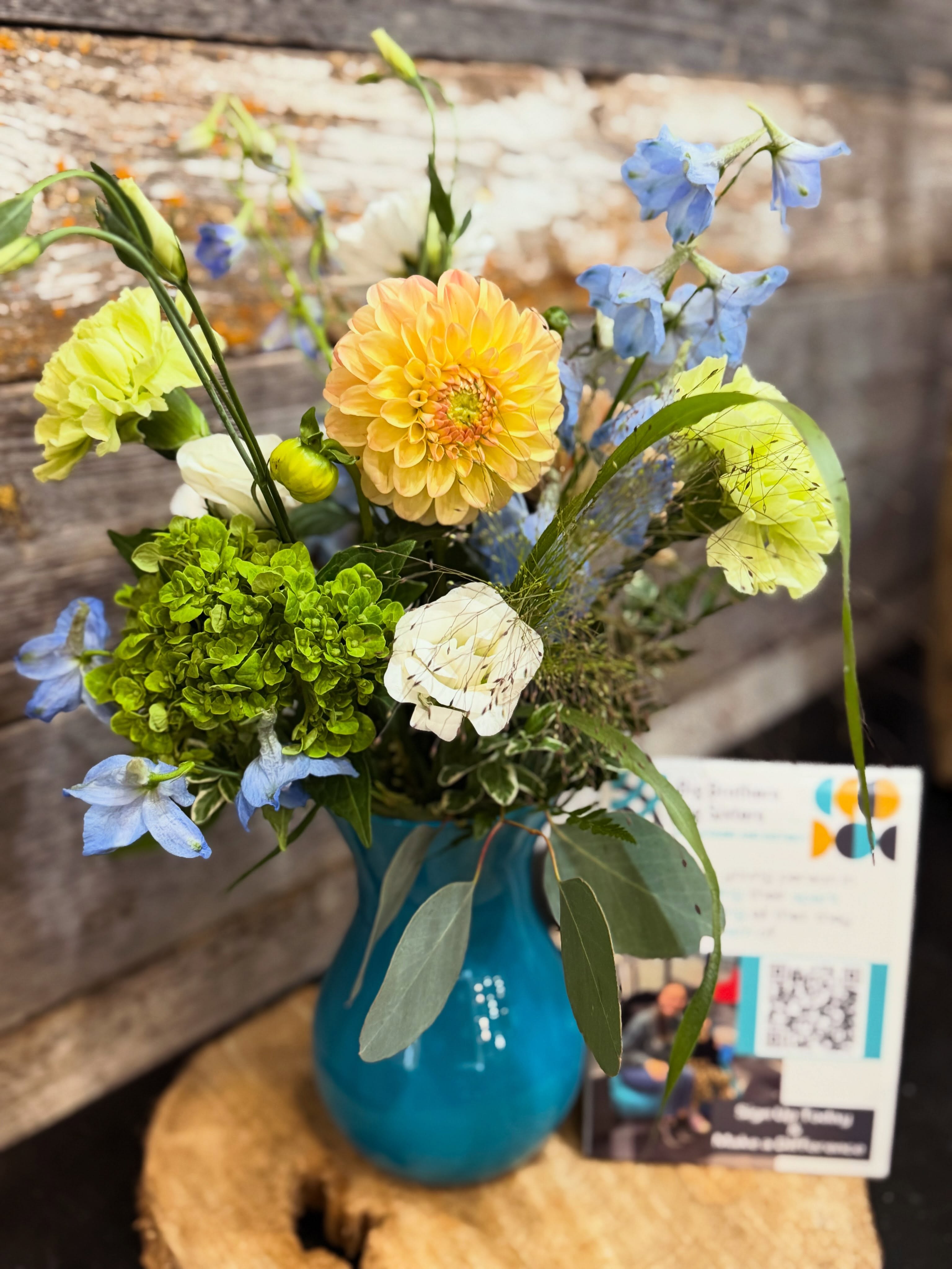 🩵TURN THE TOWN TEAL! 🩵
Dutchess Flower Company is proud to support Big Brothers Big Sisters and the incredible difference mentoring can make in the life of a young person.
Sometimes, a little time can make a big difference. A few hours spent listening, encouraging, sharing an activity or simply being there can have a lasting, positive impact on a youth’s confidence, friendships and future. 🩵
This month , September you will find a little teal in our display window and around our till area as a reminder of the importance of connection, mentorship and community.
Considering becoming a mentor, or want to learn more? Reach out to @bbslacombe and find out how you can make a difference. 🩵
Let’s Turn the Town Teal and celebrate the positive impact of giving your time. 🌿
#TurnTheTownTeal #BigBrothersBigSisters #MentoringMatters #DutchessFlowerCompany #LacombeAB CommunityMatters