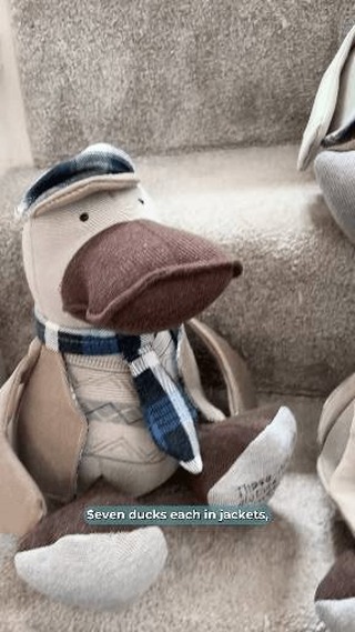 Karen's dad was always dressed the same; shirt, trousers, flat cap, and was the kind of man you could spot a mile off, and the kind of dad and grandad who left a gap that nothing could fill.
When Karen reached out to ask me to create keepsakes to remember him, she knew exactly what they needed to look like.
Seven ducks, each one dressed in a jacket, tie and black cap, just like him. Five made from his clothes, alongside one made to match the duck she already had of her mum.
A flock of ducks that tells the whole story of a family who loved him.
#TracysTreasuredKeepsakes #SmallBusinessUK #PersonalisedKeepsakes #HertsCustomKeepsakes #HandmadeGiftsUK