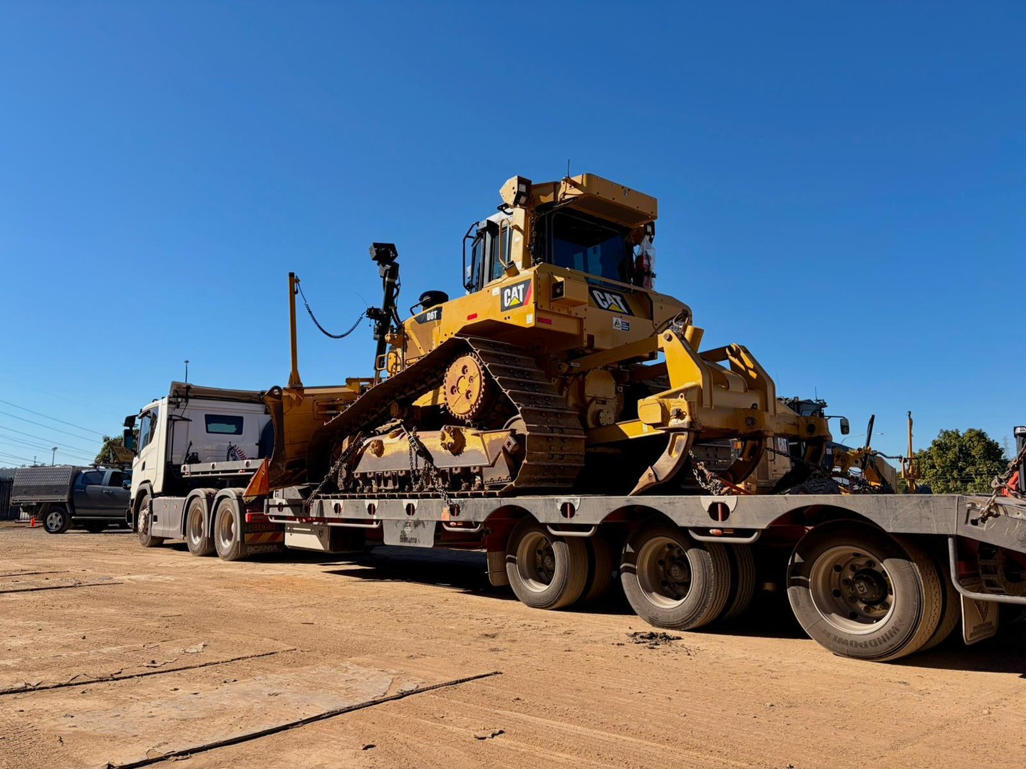 Weekend mode: activated 😎☀️
While everyone else is kicking back, this RediPlant machine is ready to get stuck into the big job ahead. 💪🚜
Have a great weekend, everyone!