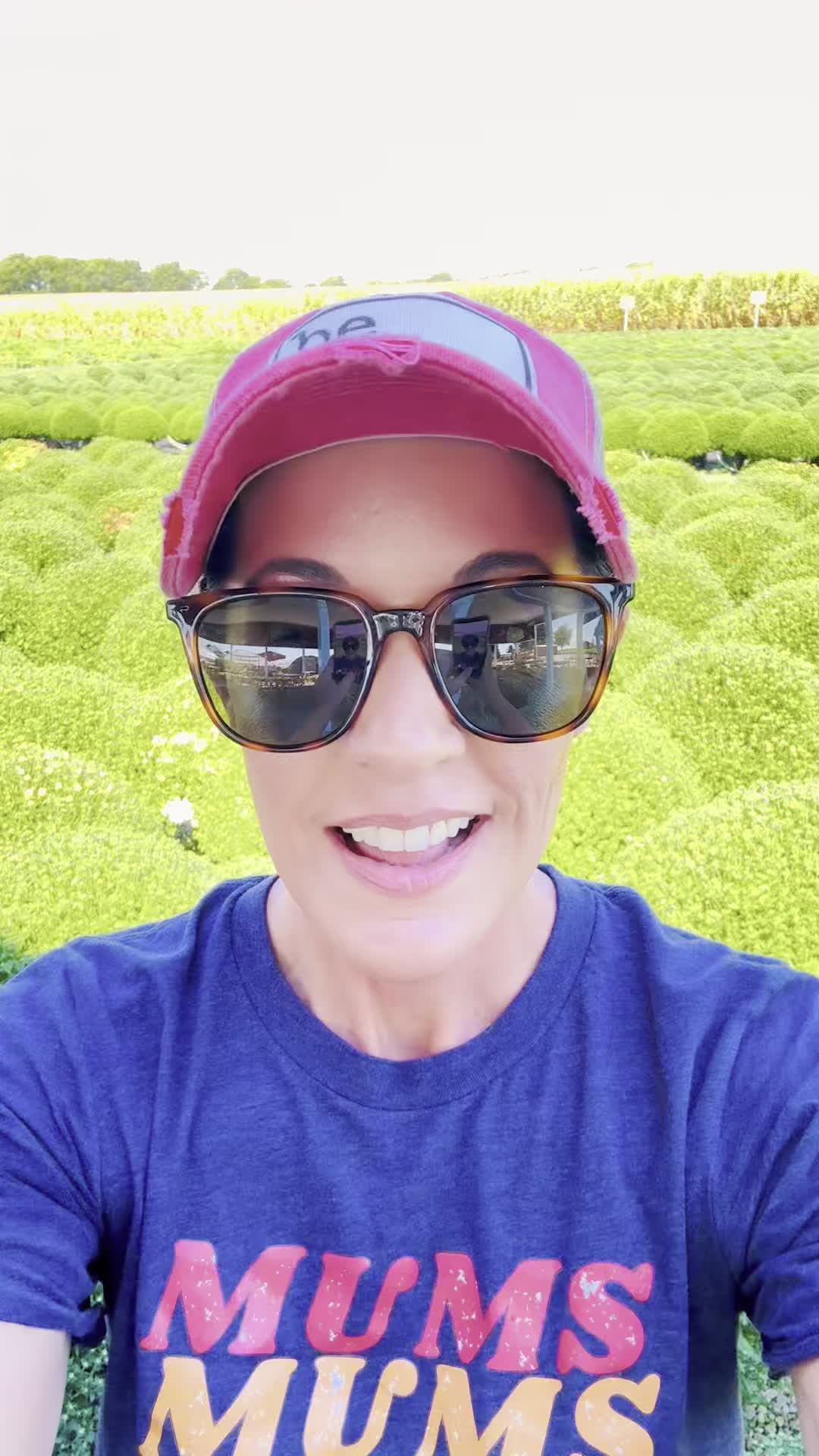 Farm Friday Update from Mariah ๐ฉ๐ปโ๐พ
๐ค Barn Dance (more in comments section)
๐ต๏ธ Fall Mums
โฐ Fall Hours