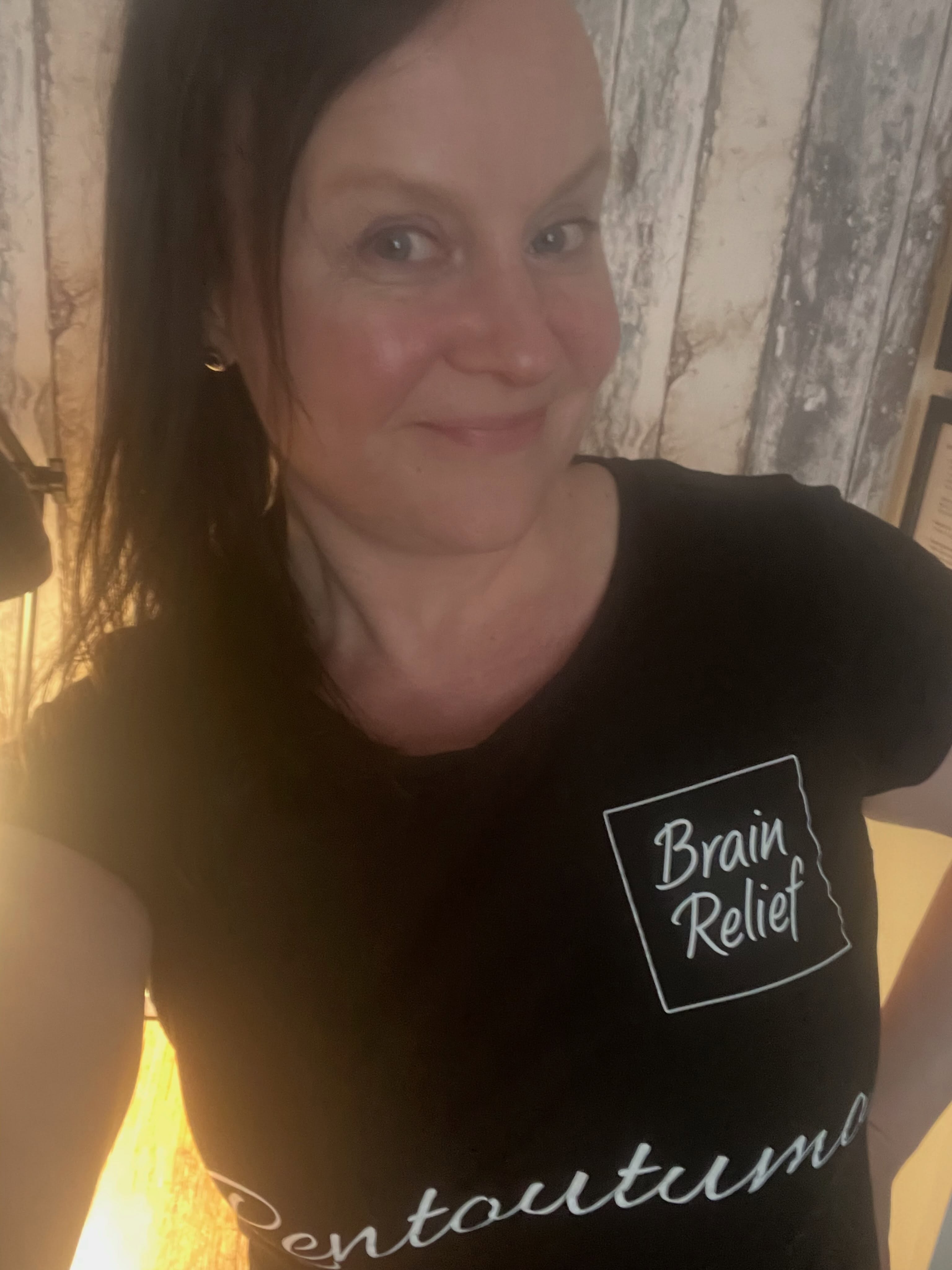 Kiitos asiakkailleni🌹Tänään on yrittäjyyden päivä, juhlistetaan sitä ajatuksilla✨
Sivutoimista yrittäjyyttä on takana 6 vuotta, ja vuodesta 2020 lähtien olen saanut tehdä tätä itselleni merkityksillistä työtä auttamalla muita❤️
Rentoutumo aloitti 2020 Brain relief- hoitojen myötä, ja tähän päivään mennessä olen saanut tehdä satoja hoitoja matkan varrella🫶🏻 Kiitos luottamuksesta asiakkaille❤️ Lisäksi olen saanut pitää hyvinvointihetkiä voimavaroja arkeen- teemalla erilaisille ryhmille, näitä on ollut myös ihana järjestää❤️
Haluan levittää hyvää, luoda turvallista ilmapiiriä, ja tarjota paikan asiakkaille- jonne on helppo tulla ja antaa aikaa itselleen, hellittää, ja muistuttaa kuinka tärkeitä ovatkaan nämä itselleen varatut hetket❤️✨
✨✨✨
Tämän yrittäjän päivän kunniaksi haluan tarjota syyskuun -26 loppuun varattuihin Brain relief- hoitoihin Natural Relax- näytetunnin veloituksetta, ole hyvä🤗 Saat tämän edun kirjaamalla ajanvarauksen lisätiedot kohtaan yrittäjänpäiväetu. Ajanvaraukseen pääset vello.fi/rentoutumo
Olet sydämellisesti tervetullut❤️
#brainrelief #rentoutumonpalvelut #hyvinvointi #naturalrelax #voimavarojaarkeen