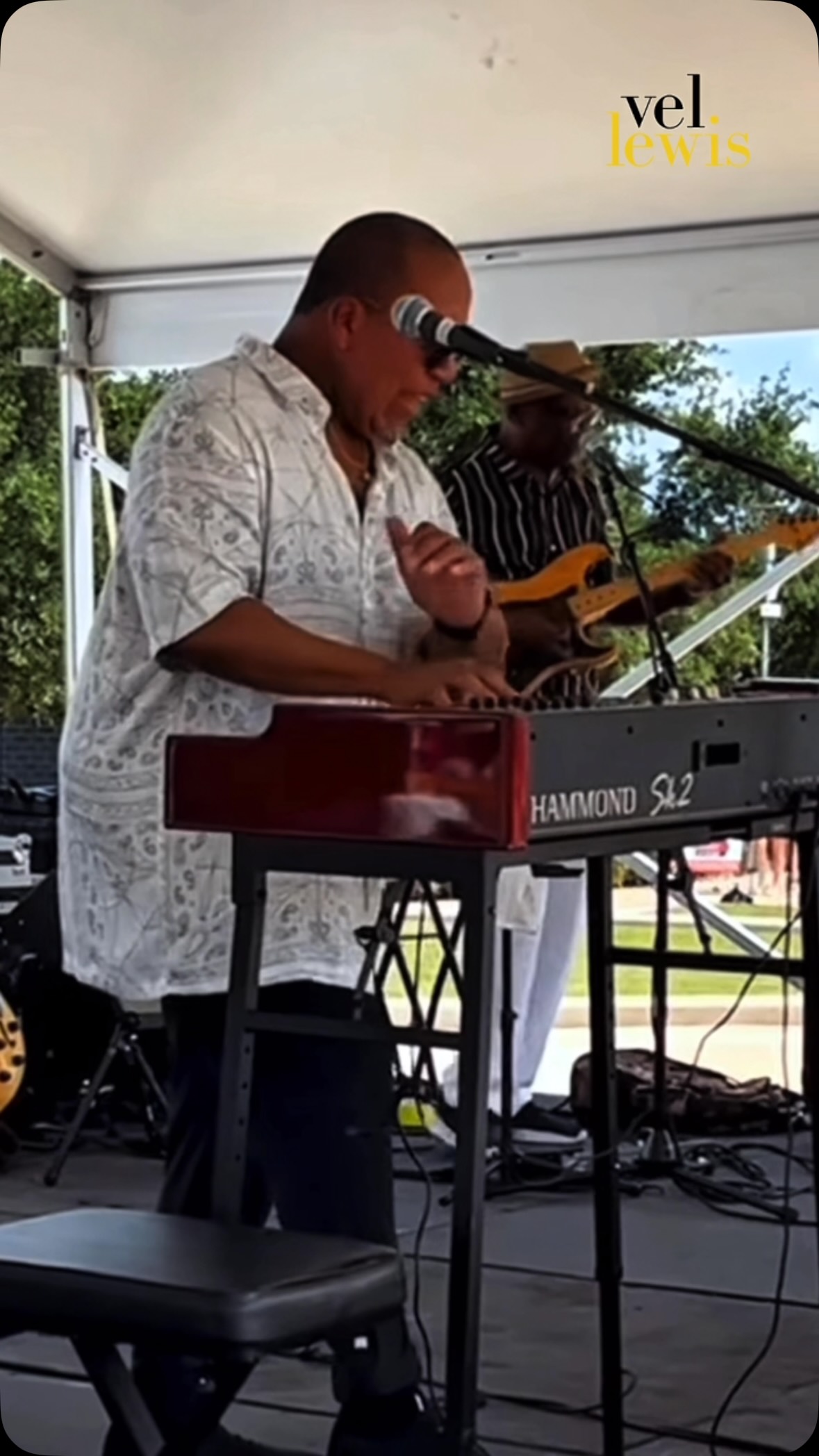 Vel Lewis performing “Houston Strong” at the Sugar Land Arts & Music Festival.
More performances on Vel Lewis Music YouTube channel.
Follow Vel Lewis Music for more!
#VelLewisMusic #Smoovee #jazz #MarionMeadows #hamfam