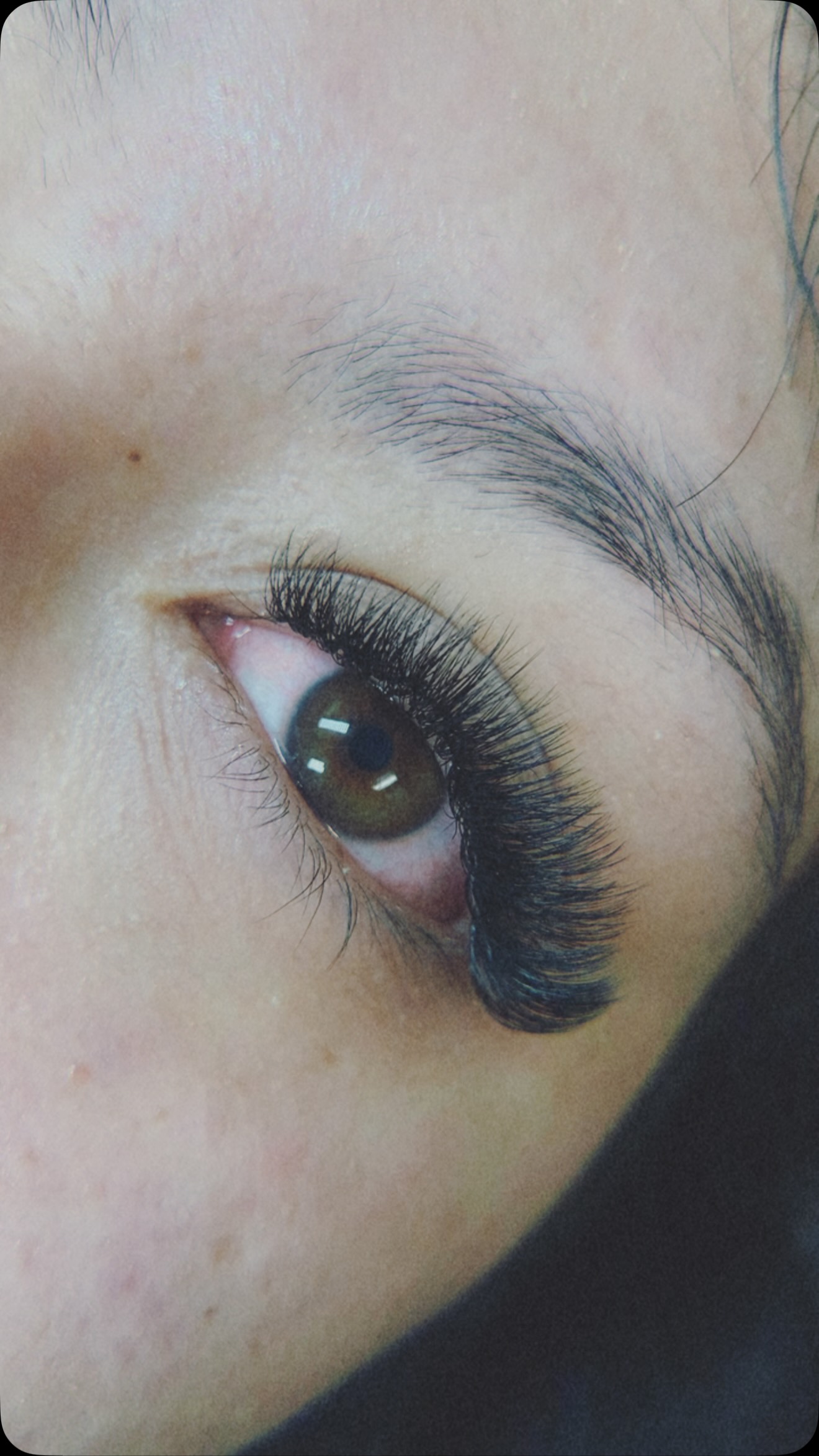 💁♀️5-8Dvolume lashes by our artist #volumelashextensions #glamvolumelashes #wellingtonlashes #classiclashextensions #wellington