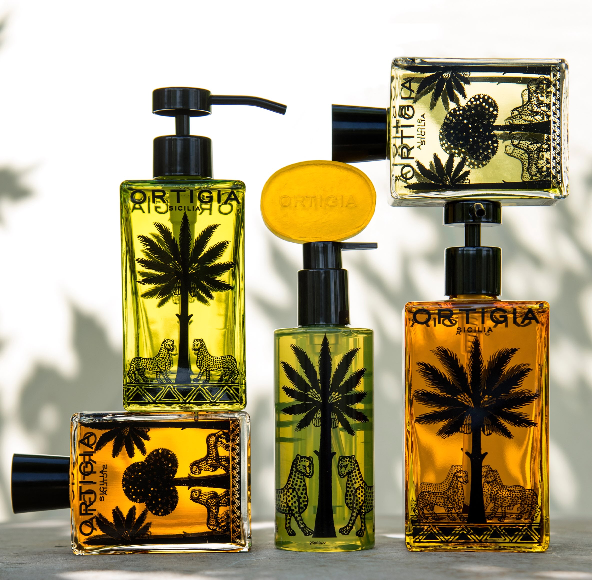A little piece of Sicily, beautifully packaged. ✨
From fragrance and body care to candles and home scent, ORTIGIA Sicilia brings bold color, intricate artwork, and distinctive fragrance to every shelf.
A beautiful collection for gifting, home fragrance, and everyday indulgence.
@ortigiasicilia | Trade Mart Division
#ORTIGIA #OrtigiaSicilia #HomeFragrance #LuxuryGifts #RetailInspiration