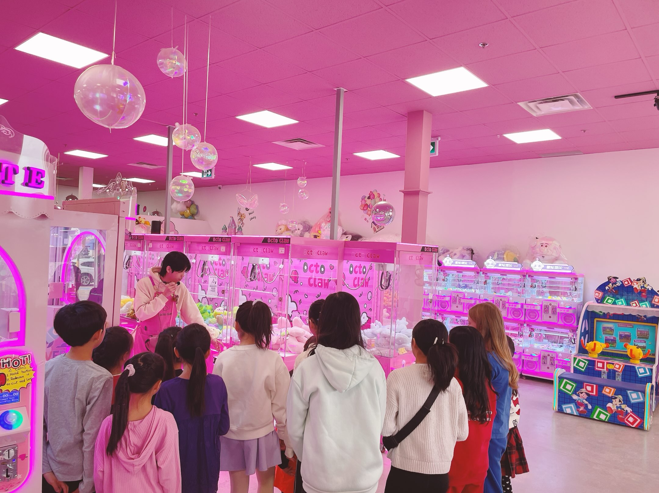🎉 Looking for a fun & unique birthday party idea? 🎂✨
Celebrate your little one’s special day at OctoClaw! 🐙💜
🎈 2-Hour Private Party Room
🧸 Claw machine fun & prizes
🎮 Different packages available based on the number of kids
🍕 Enjoy food, cake & party time with friends
🎁 And of course… lots of prizes to take home!
Let us make their birthday extra fun and memorable! 🥳💕
📩 Contact us or visit our website to check available party times & packages!
#OctoClaw #BirthdayParty #KidsBirthday #BirthdayPartyIdeas #ClawMachine KidsFun AuroraOntario TorontoKids BirthdayCelebration