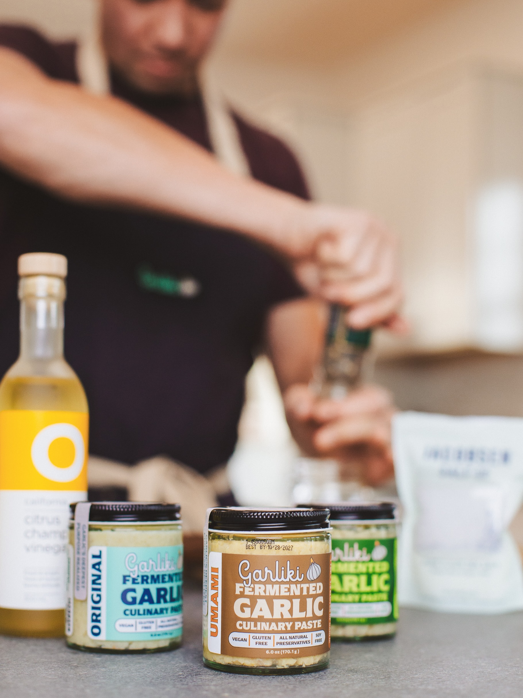 One jar of @garlikipaste replaces the garlic in basically every recipe you own. Then add a few flavors of our fermented garlic paste and BAM you triple the outcomes of garlic-delight.
Order online from our website for direct shipping or find in a local shop in and around Portland!
📸: @foragelocal