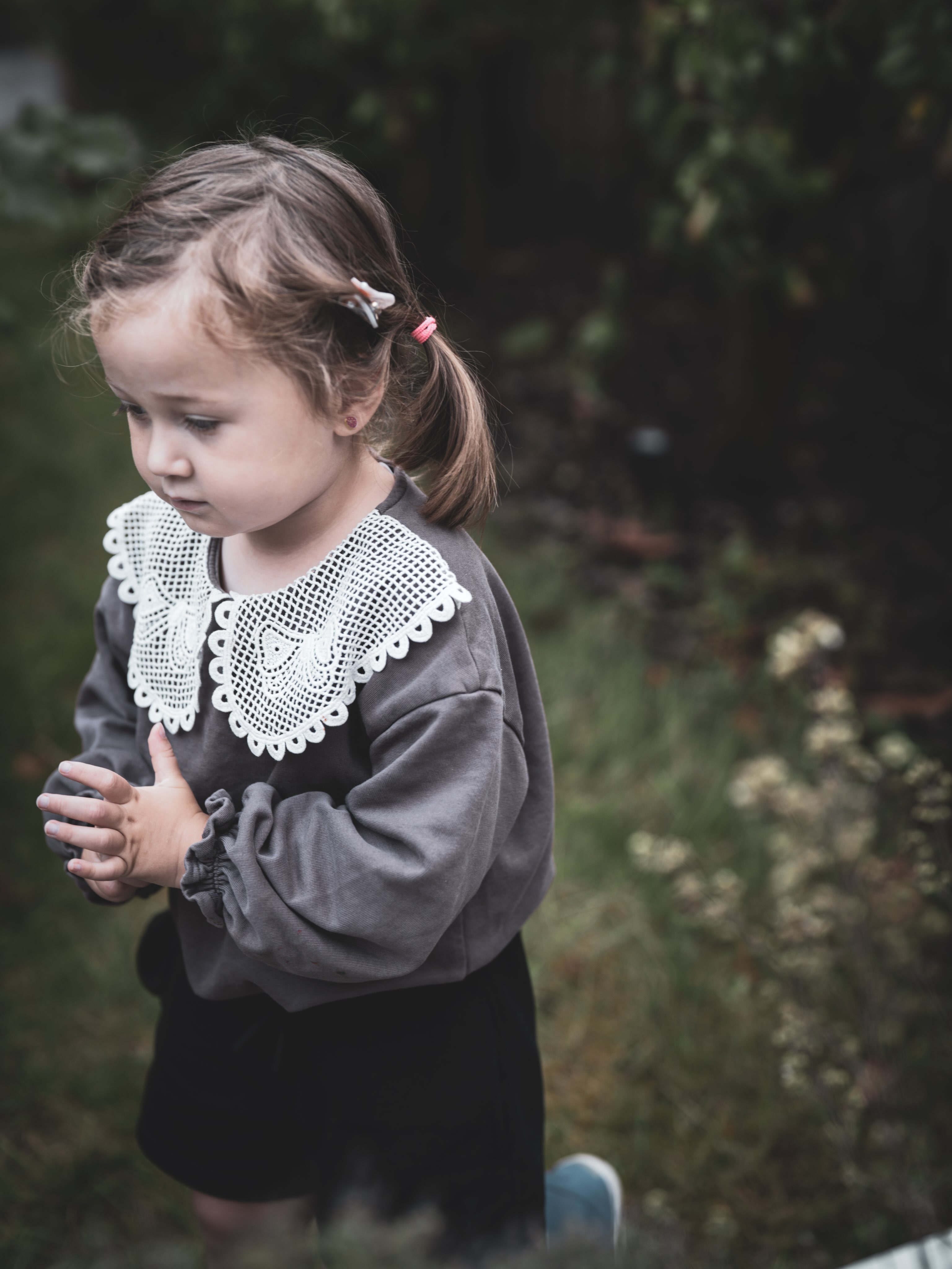 Hello, September 🩵
This summer went by pretty quick but I can’t complain, my vacation ends only now. So I was able to extend the summer by 1 week:)
Admiring my girl who is growing up so fast ! These pictures were taken in a beautiful garden of @ingstagrammer thank you for inspiration 💚