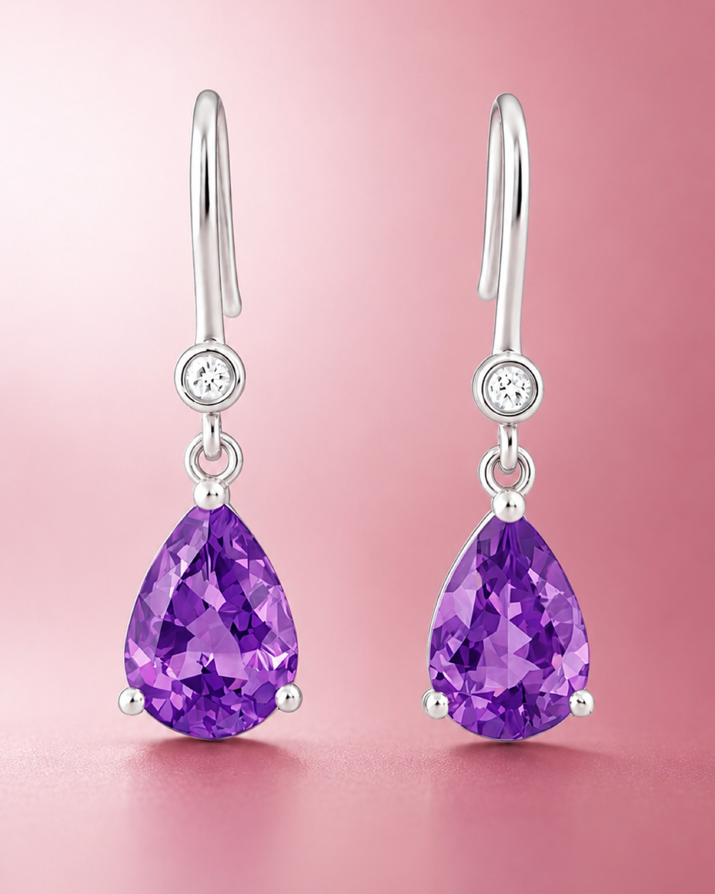 A little purple sparkle makes every outfit prettier. 💜 Your new everyday favourite awaits.
Piece details: Gold earrings featuring two 0.70 carat total weight genuine Amethysts, accented by two 0.01 carat total weight brilliant cut Diamonds. Set in 10 K Gold. https://www.glowinghearts.ca/product-page/amethyst-diamond-gold-earrings
#GlowingHearts #AmethystEarrings #AmethystJewellery #GoldEarrings #DiamondEarrings #FineJewellery #CanadianJewellery #JewelleryLover #EverydayLuxury #SparkleEveryDay #ModernJewellery #TimelessStyle #LuxuryJewellery #MinimalStyle #GiftForHer #PurpleGemstone #AmethystLove #DiamondLove #DropEarrings #WomenStyle #JewelleryGram #CanadianStyle #ShopCanada #EverydayElegance #StyleInspiration #CanadianDiamonds #CuteJewellery #Sparkle #PurpleAesthetic #ShopGlowingHearts
