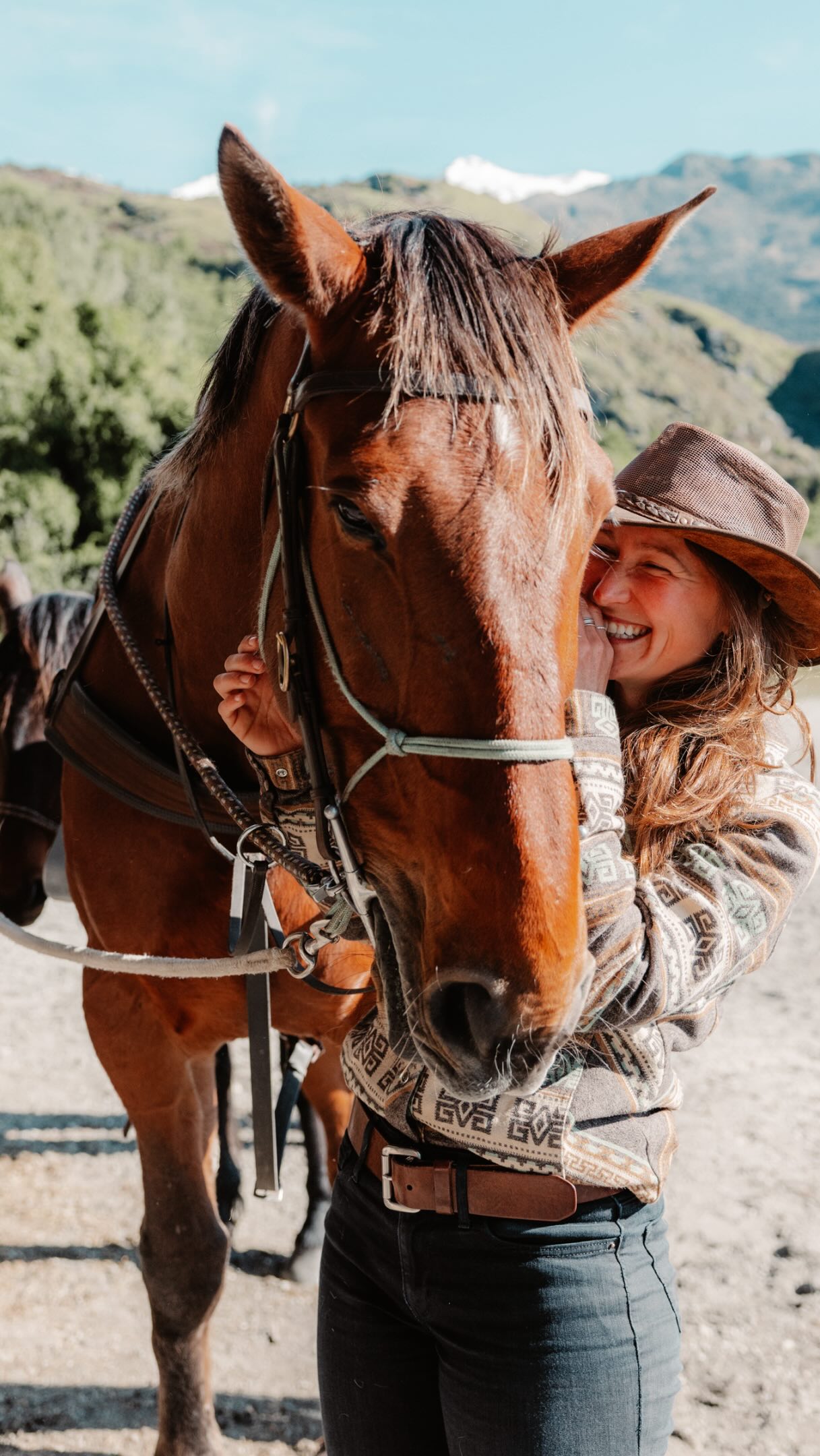 A little bit if behind the scenes of our amazing guides and interns who always work so hard! Yes it is a dream job but things a.k.a. horses don’t always go to plan. This job involves a lot of socialising, being the life of the party, switched on constantly, problem solving, thinking 5 steps ahead, so it definitely is not a job for everyone.
But we al love it so much, especially when we have the most amazing people coming to ride with us and you hear their “wow”, see their smiles, and genuine appreciation for an experience they’ll never forget 💕
.
.
.
.
.
#wanaka #tourismnewzealand #visitnewzealand #workwithhorses #horsecareer