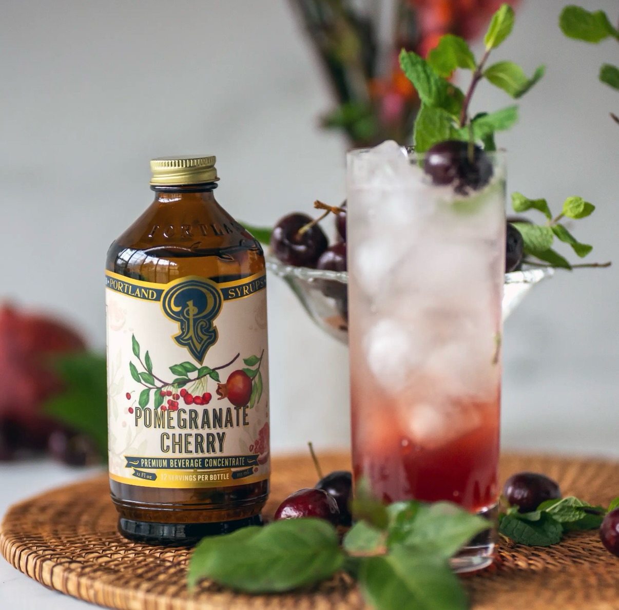 Join us for the last taste of summer with a hint of fall! 🍂
We’re serving up a Pomegranate Cherry Gin & Tonic and Tomato Basil Bread Dip—the perfect pairing to welcome the changing season.
Friday, September 4th | 3–7 PM
✨ 10% off your entire purchase
Come sip, snack, shop, and enjoy one of our favorite Fridays of the season!