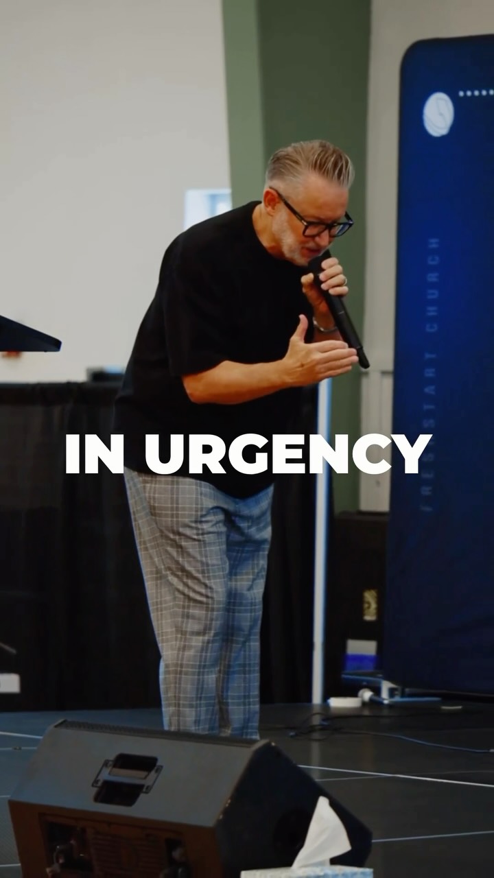 🚨LIVING IN URGENCY🚨
🔥FSC MESA MOMENTS🔥
“Everything we do in the kingdom matters. The eternal time clock of God is ticking, and it’s not slowing down for anyone. And when, when we’re not walking and living in urgency, we tend to live in the low places!”- @paulowensaz
#URGENCY #FSCMESA #SOUNDSOFREVIVAL #KINGDOM #FRESHSTARTREVIVAL