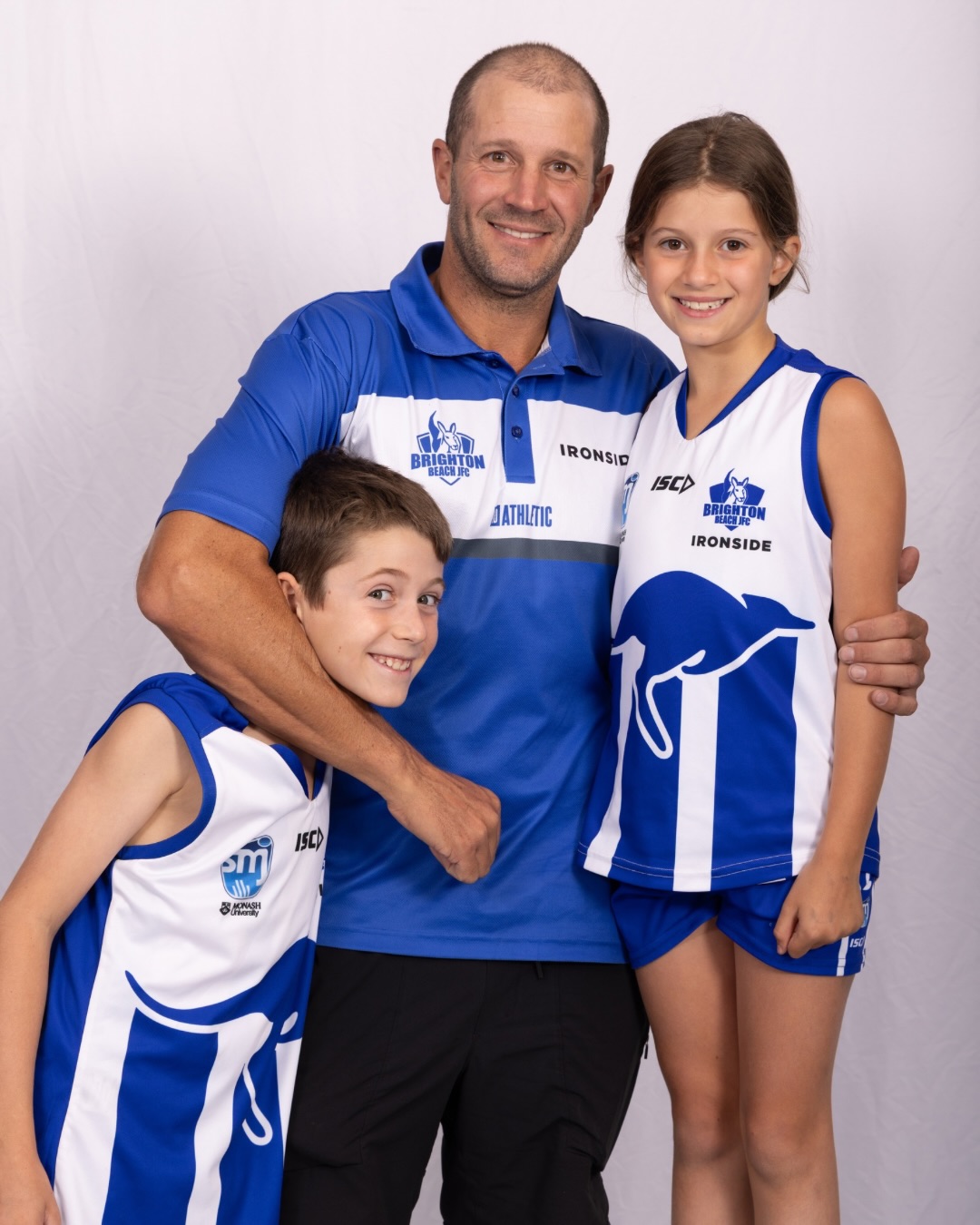 Happy Father’s Day to all the Dads across the SMJFL!
All your hard work to get the kids out on the footy field each week doesn’t go unnoticed. We hope you have a great day!
📸 @gazzab_photography