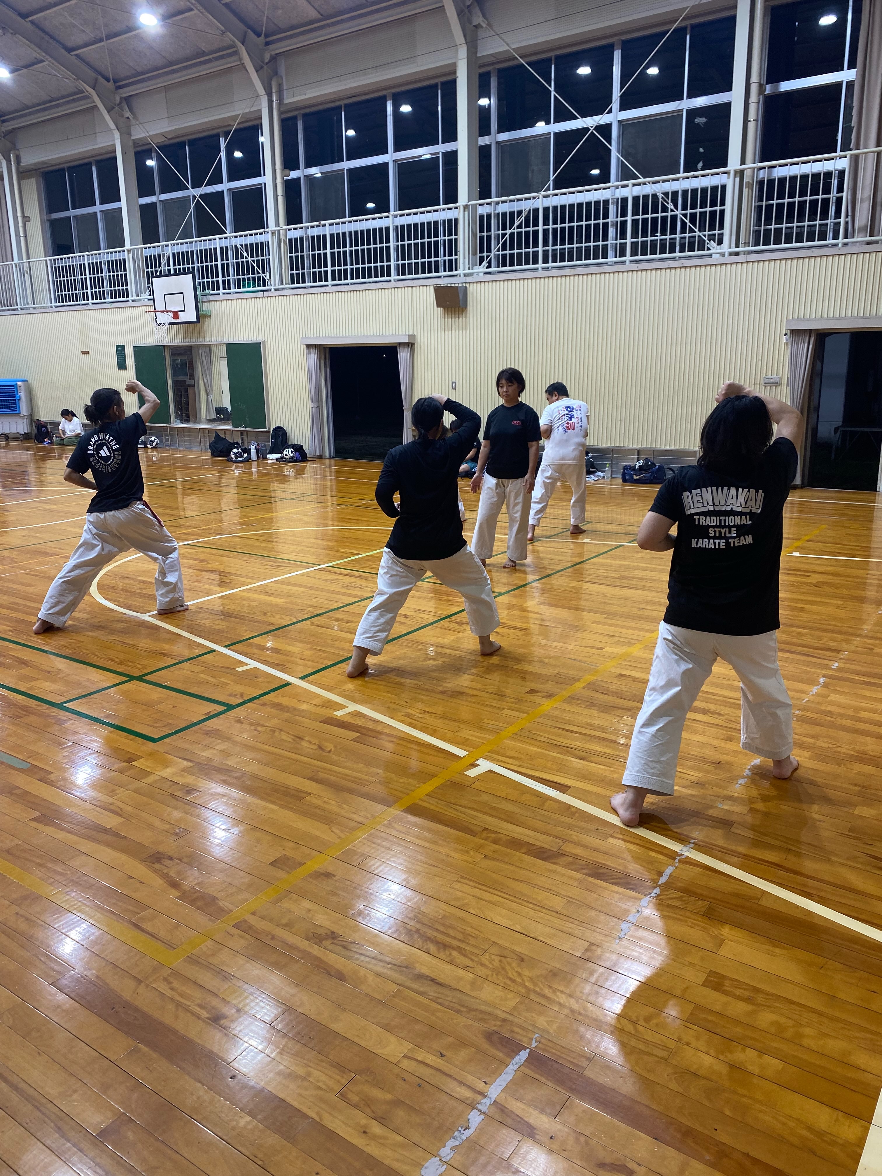 本日稽古。
試合に向けて、稽古しました。
自分の今を試すのが試合。
その意味を考えて稽古に励みましょう。
今日より強い明日の自分💪💪